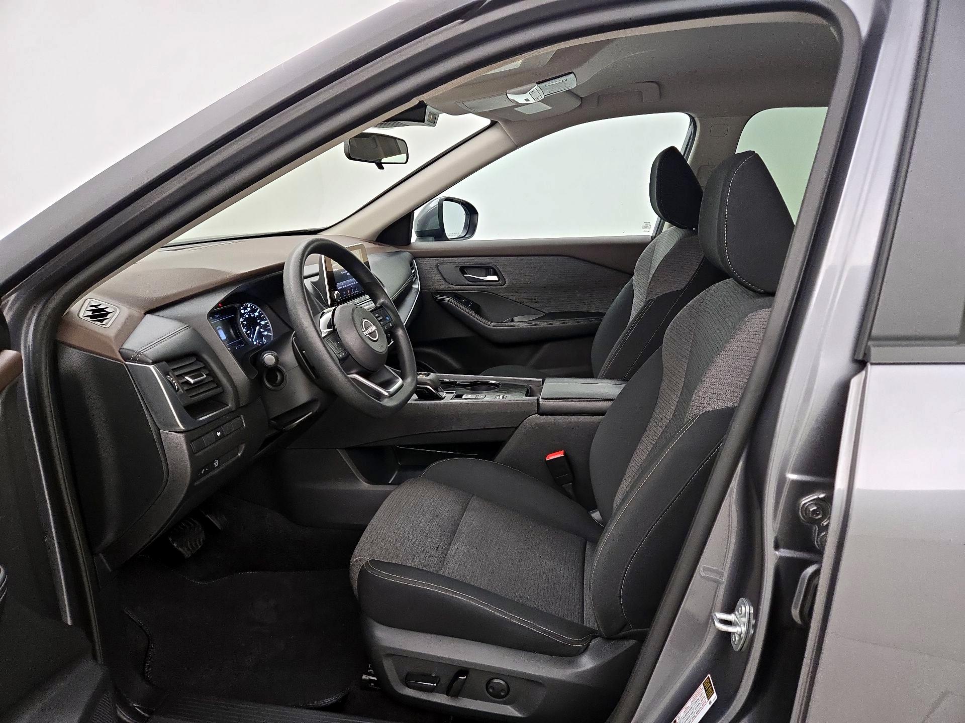 Thumbnail: 2023 Nissan Rogue - 11