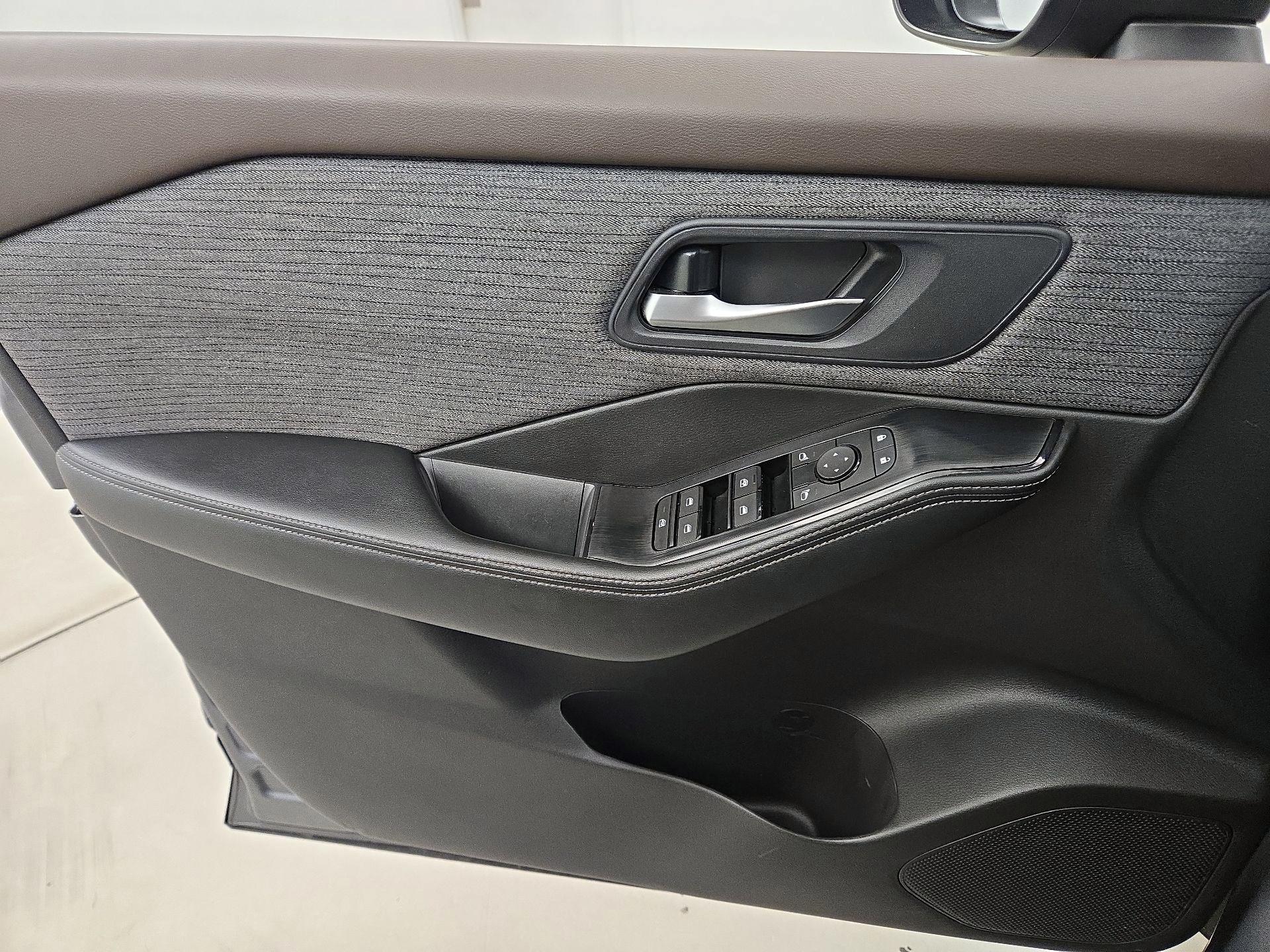 Thumbnail: 2023 Nissan Rogue - 12