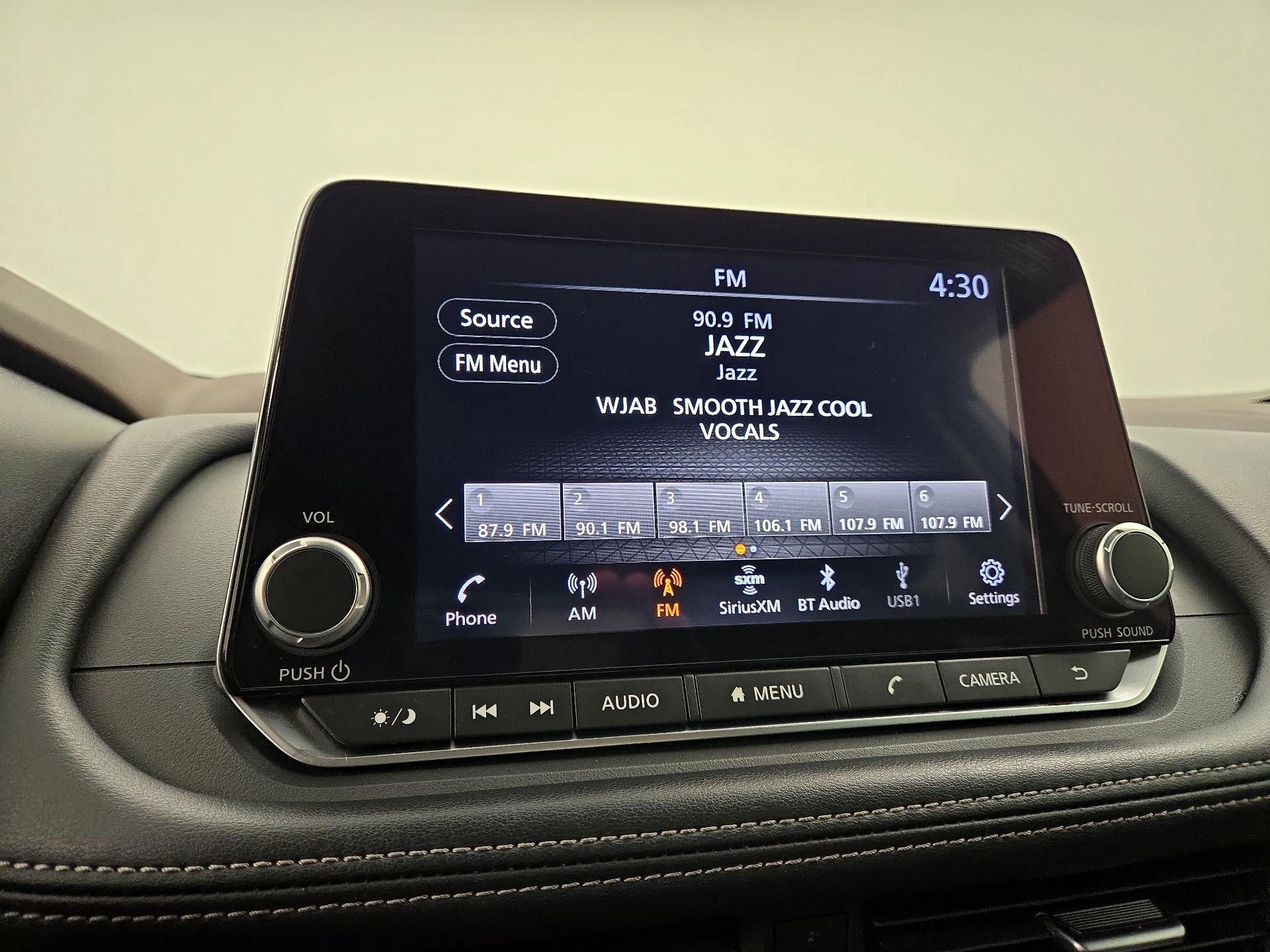 Thumbnail: 2023 Nissan Rogue - 15