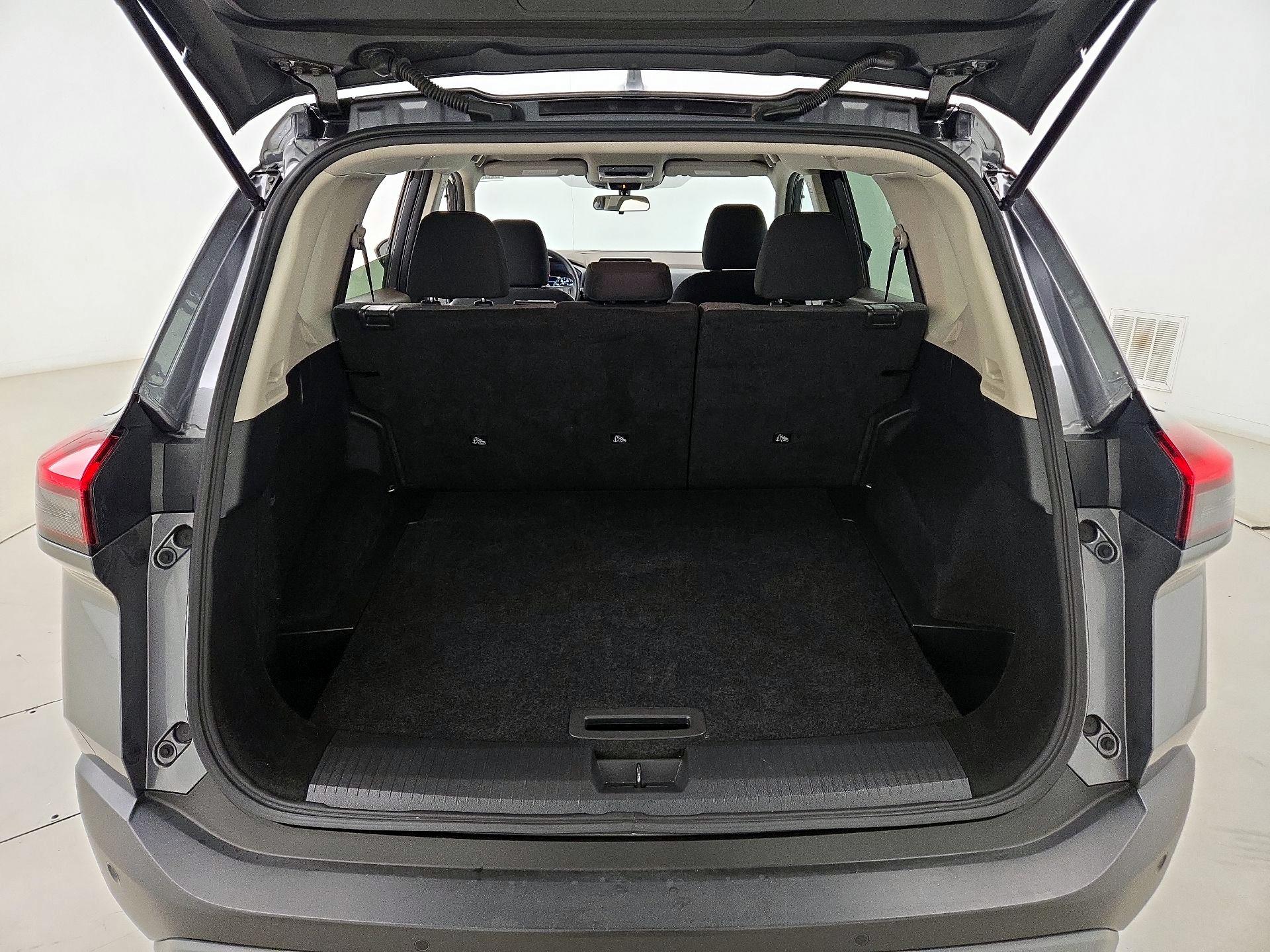 Thumbnail: 2023 Nissan Rogue - 20