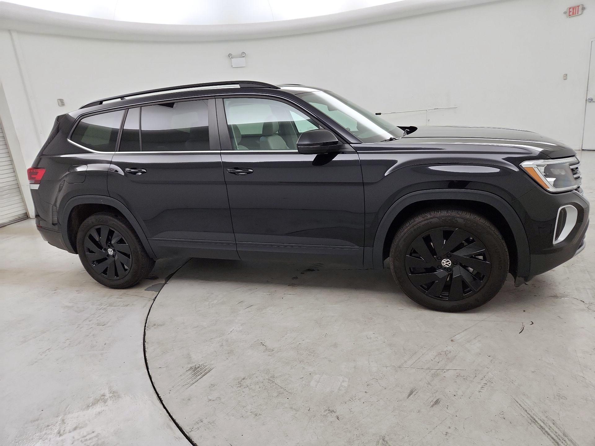 Thumbnail: 2025 Volkswagen Atlas - 4