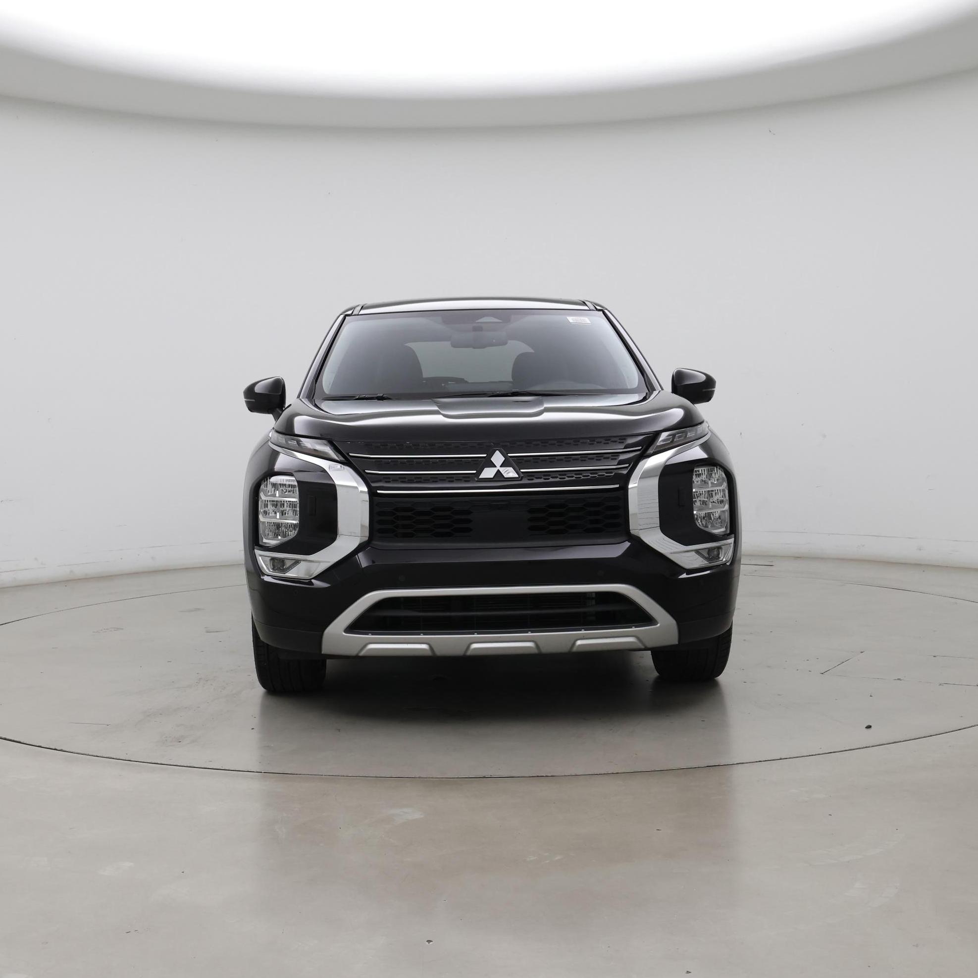 Thumbnail: 2024 Mitsubishi Outlander - 5