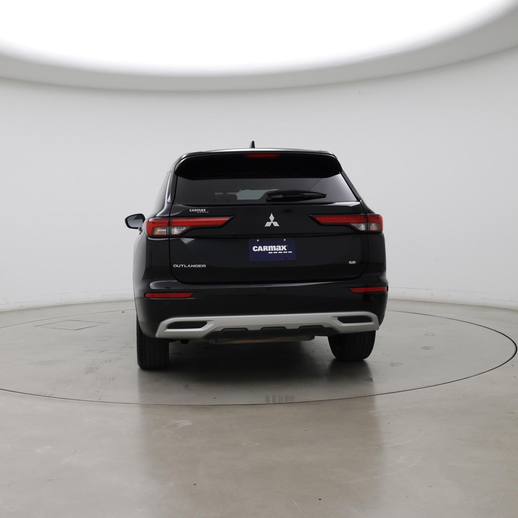 Thumbnail: 2024 Mitsubishi Outlander - 6