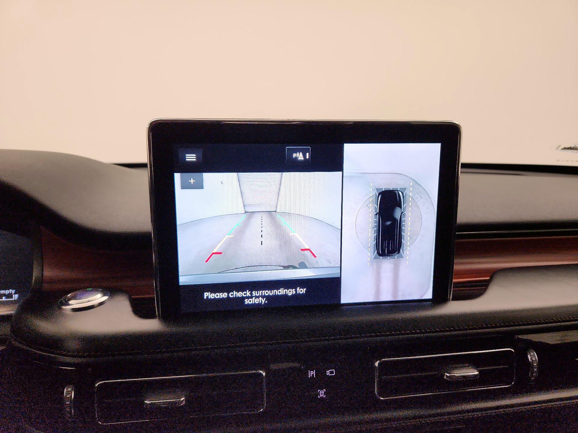 Thumbnail: 2022 Lincoln Aviator - 15