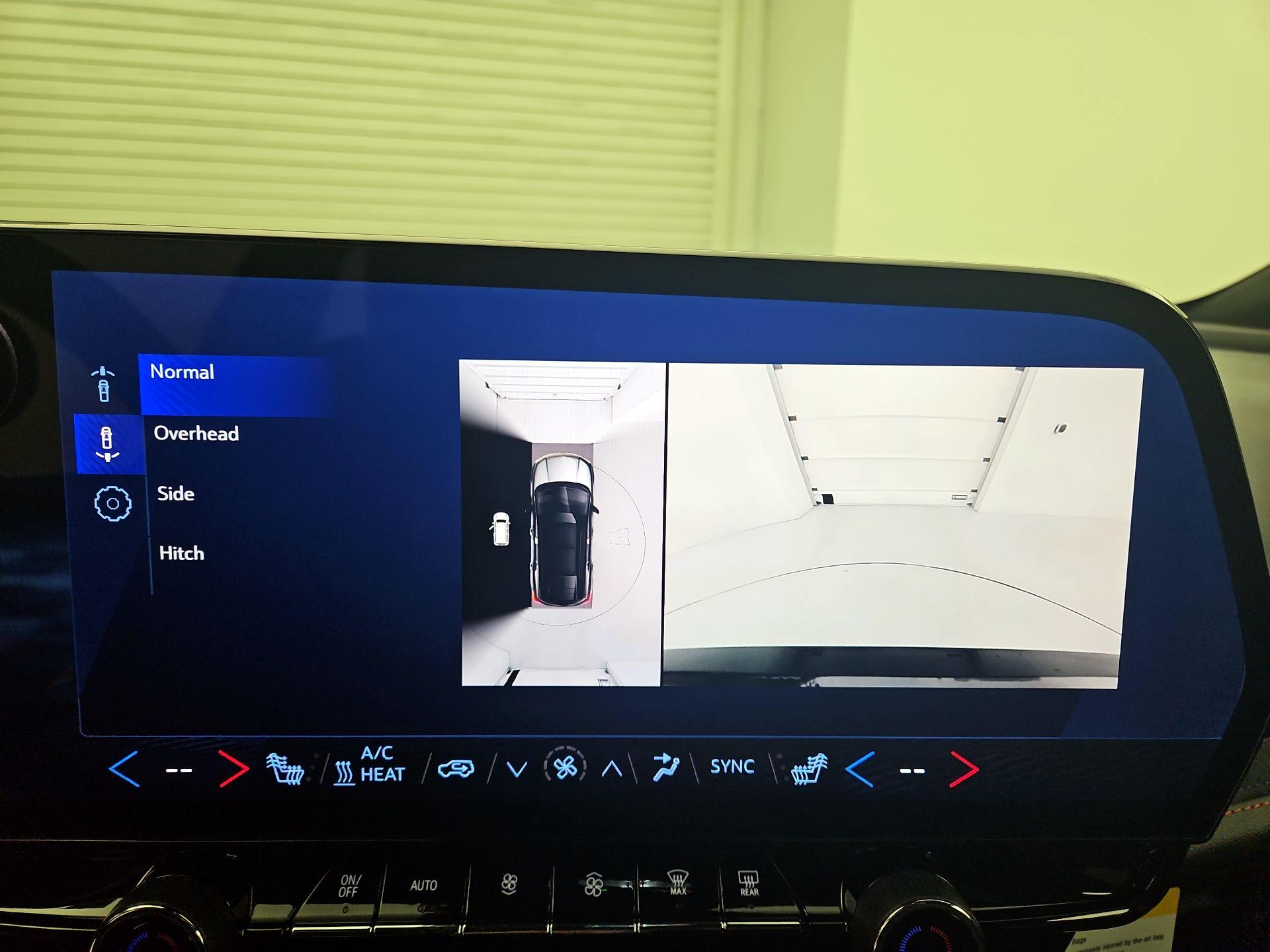 Thumbnail: 2024 Chevrolet Blazer EV - 15