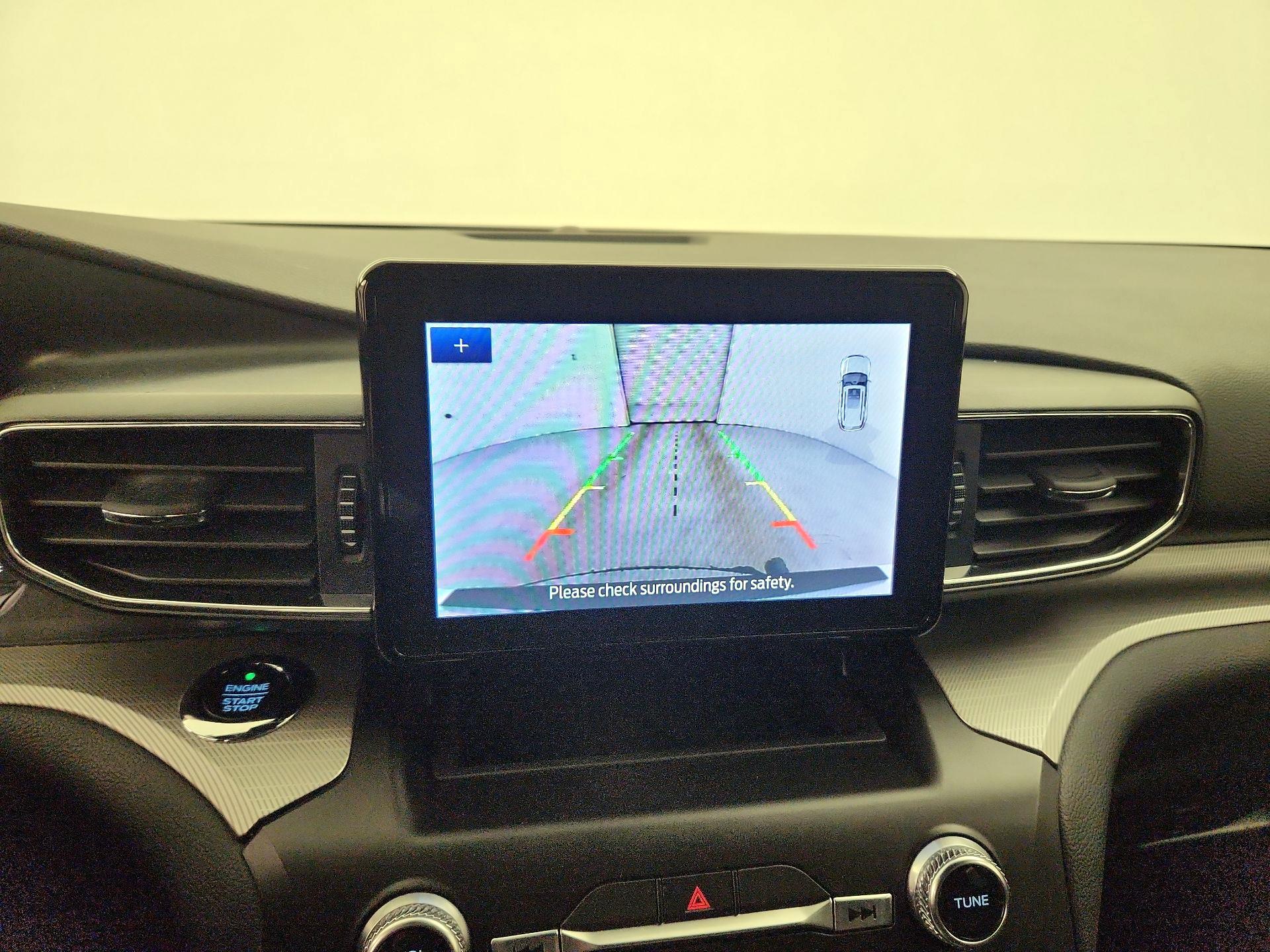 Thumbnail: 2020 Ford Explorer - 15