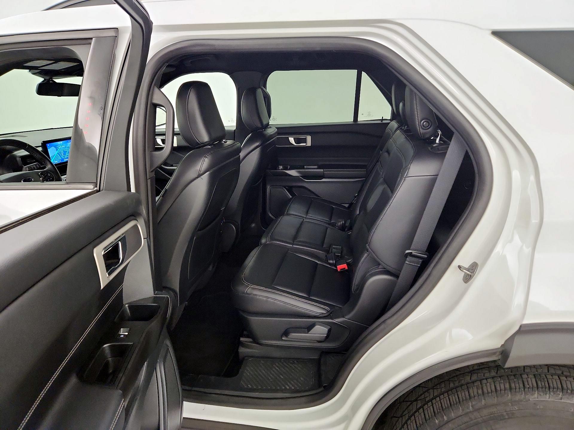 Thumbnail: 2020 Ford Explorer - 20