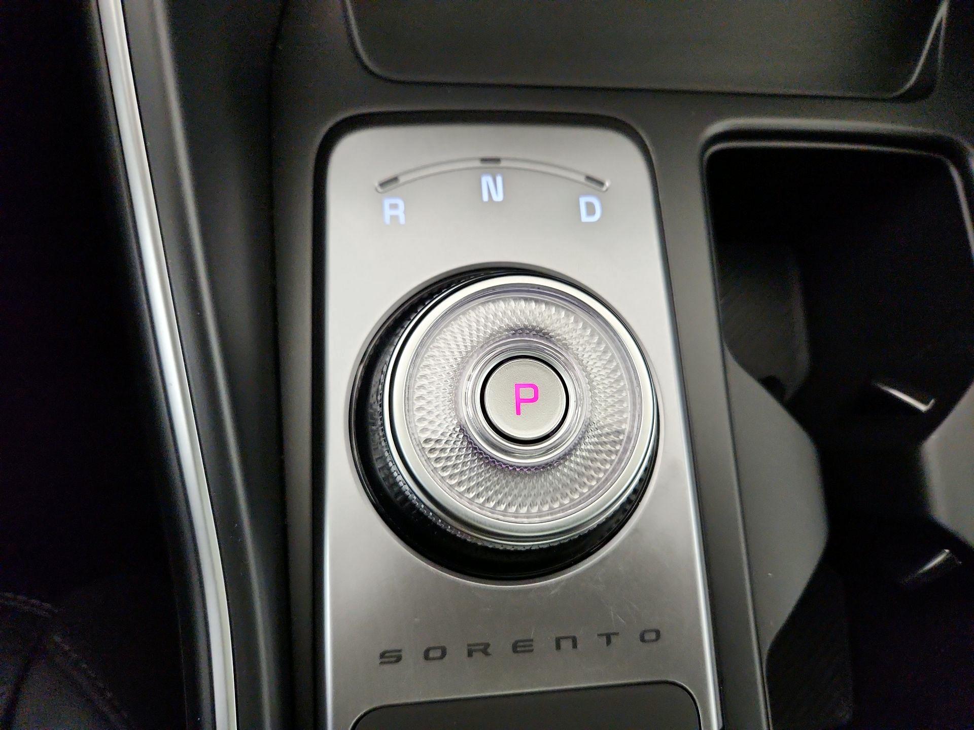 Thumbnail: 2025 Kia Sorento - 16