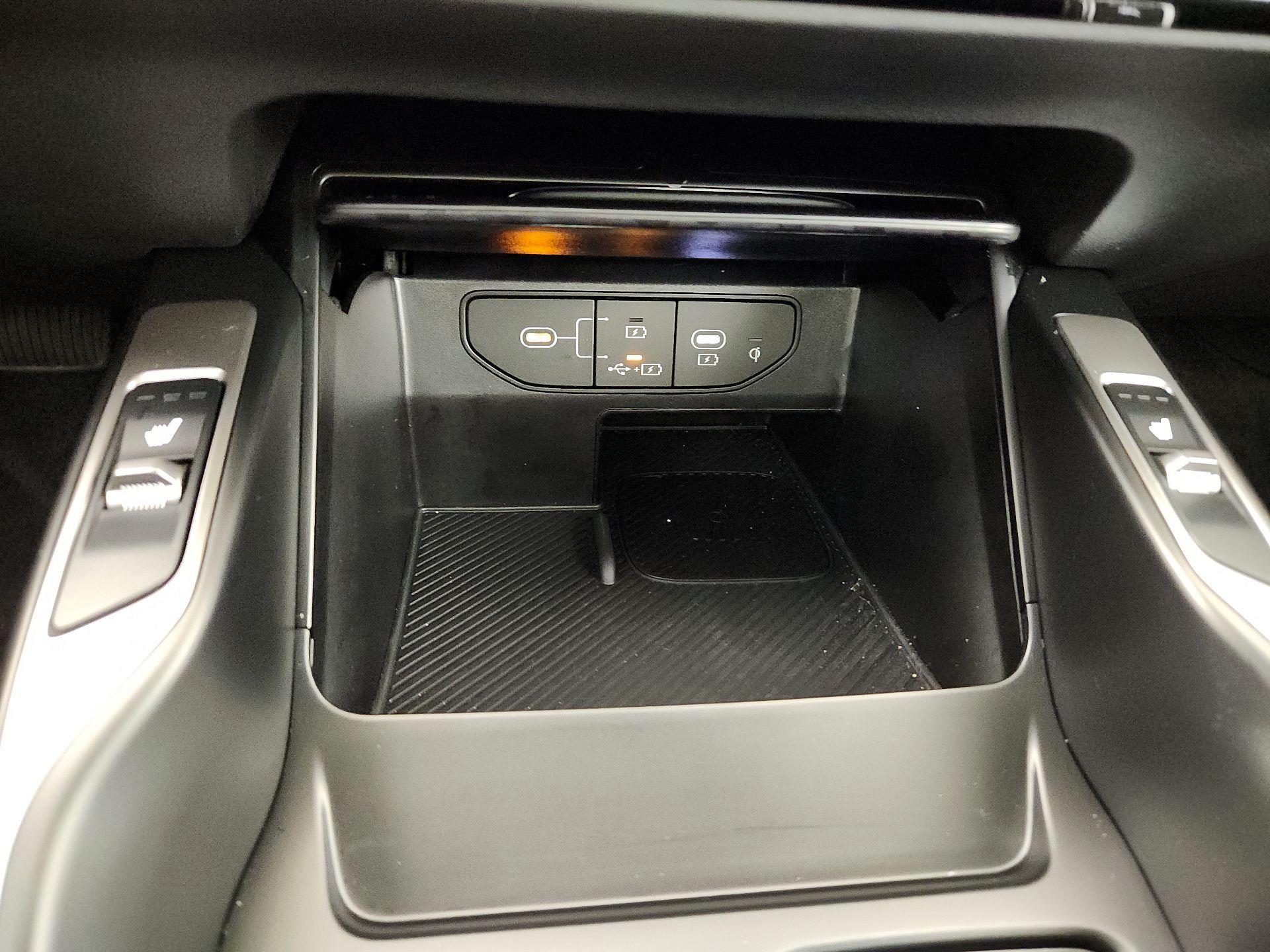 Thumbnail: 2025 Kia Sorento - 17