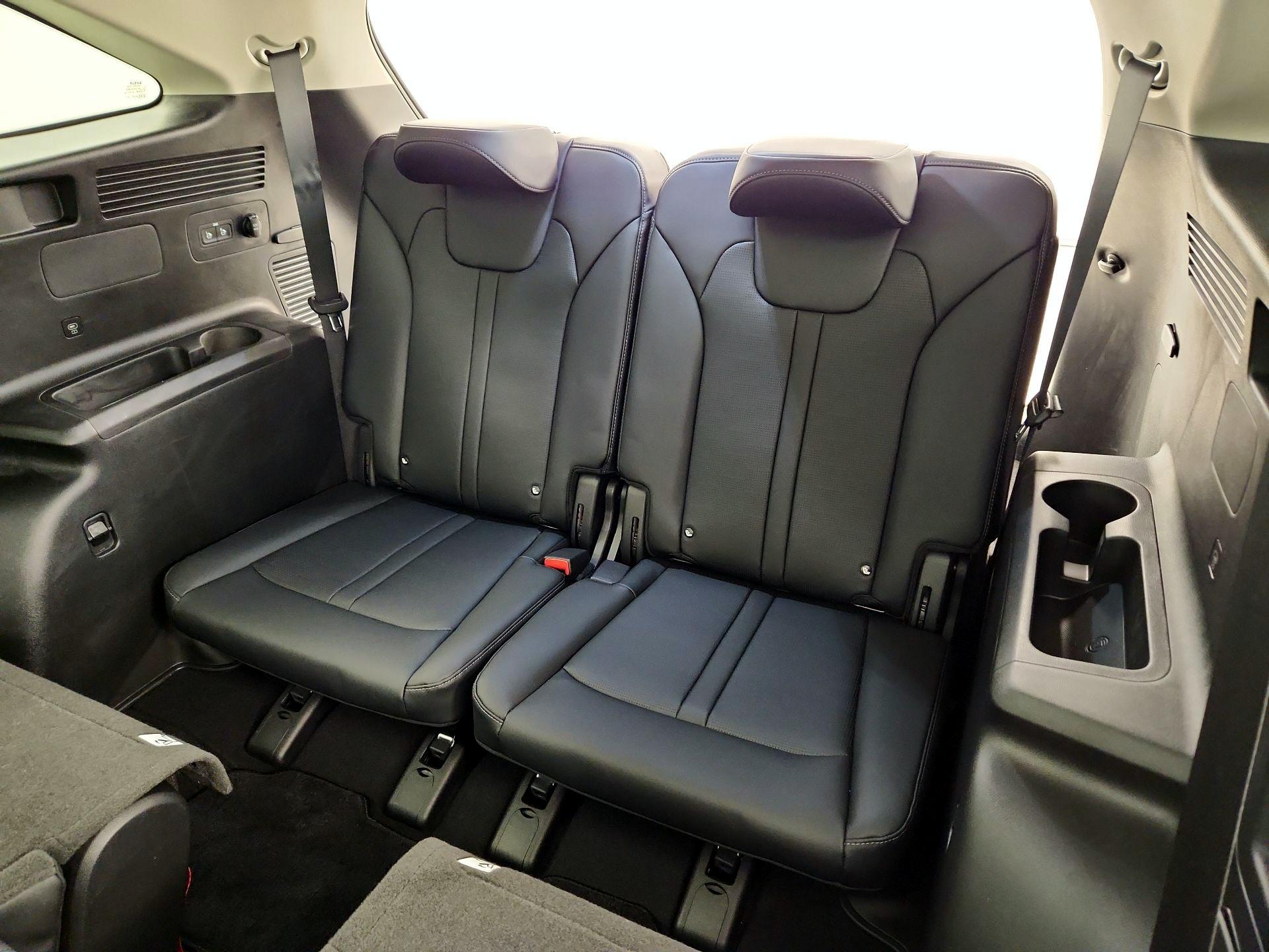 Thumbnail: 2025 Kia Sorento - 20