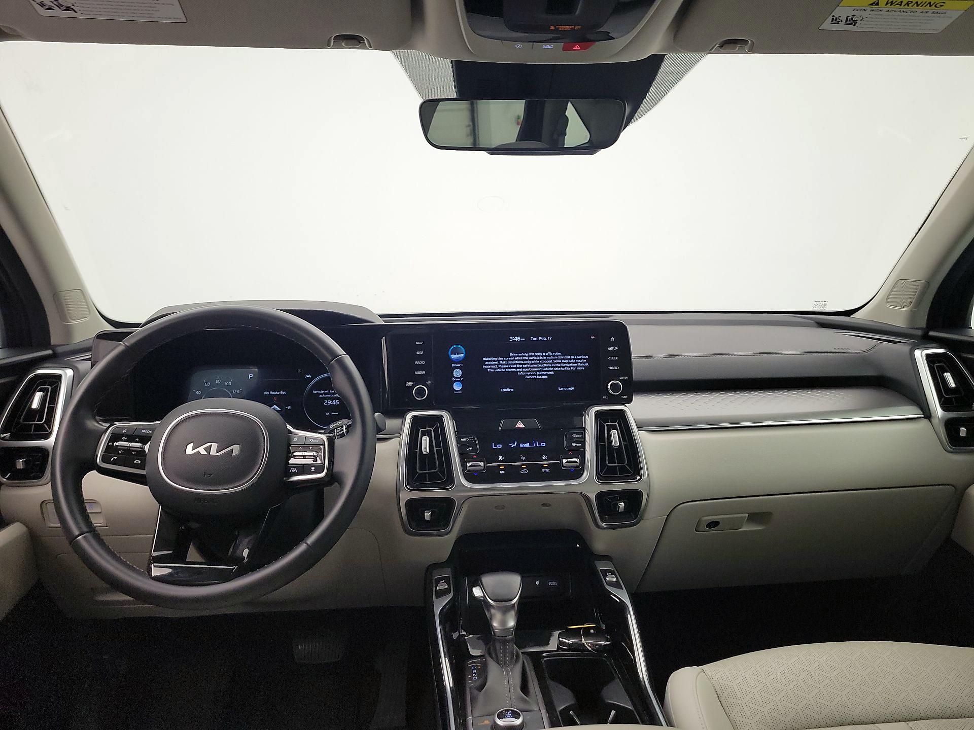 Thumbnail: 2023 Kia Sorento - 9