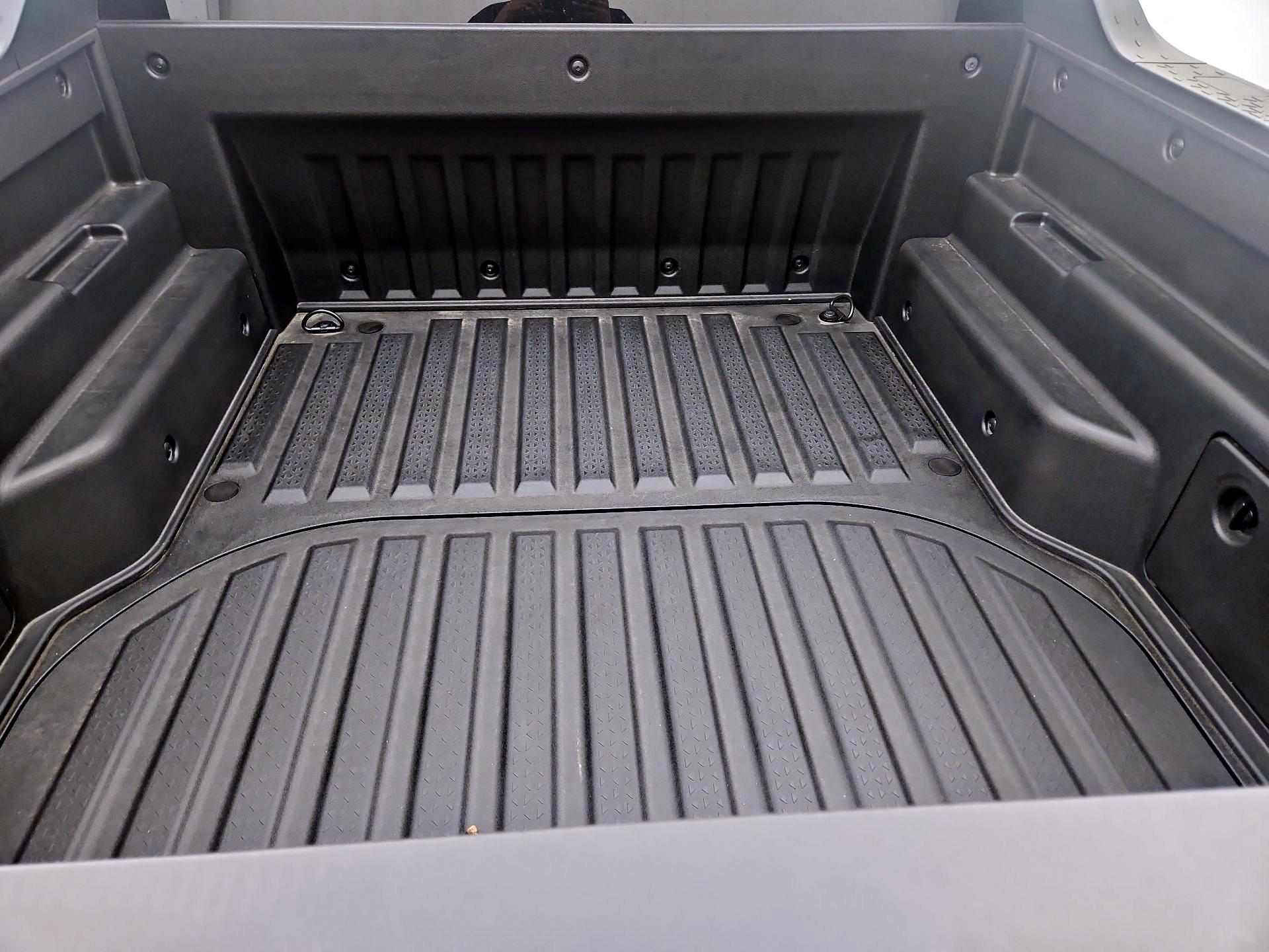 Thumbnail: 2025 Hyundai Santa Cruz - 20