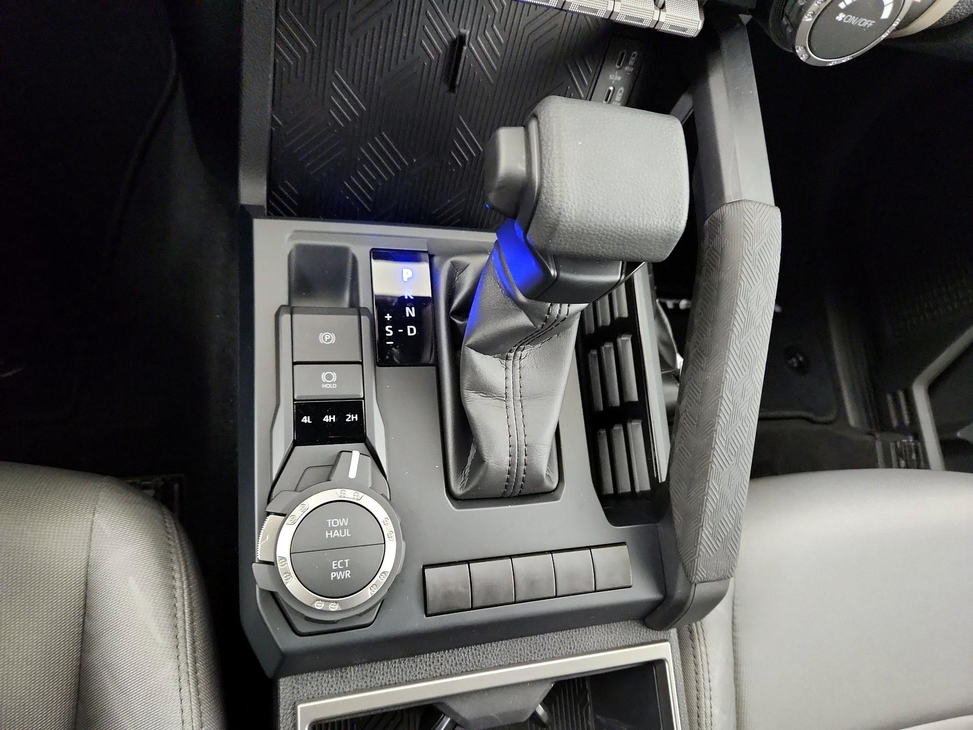 Thumbnail: 2025 Toyota Tacoma - 15