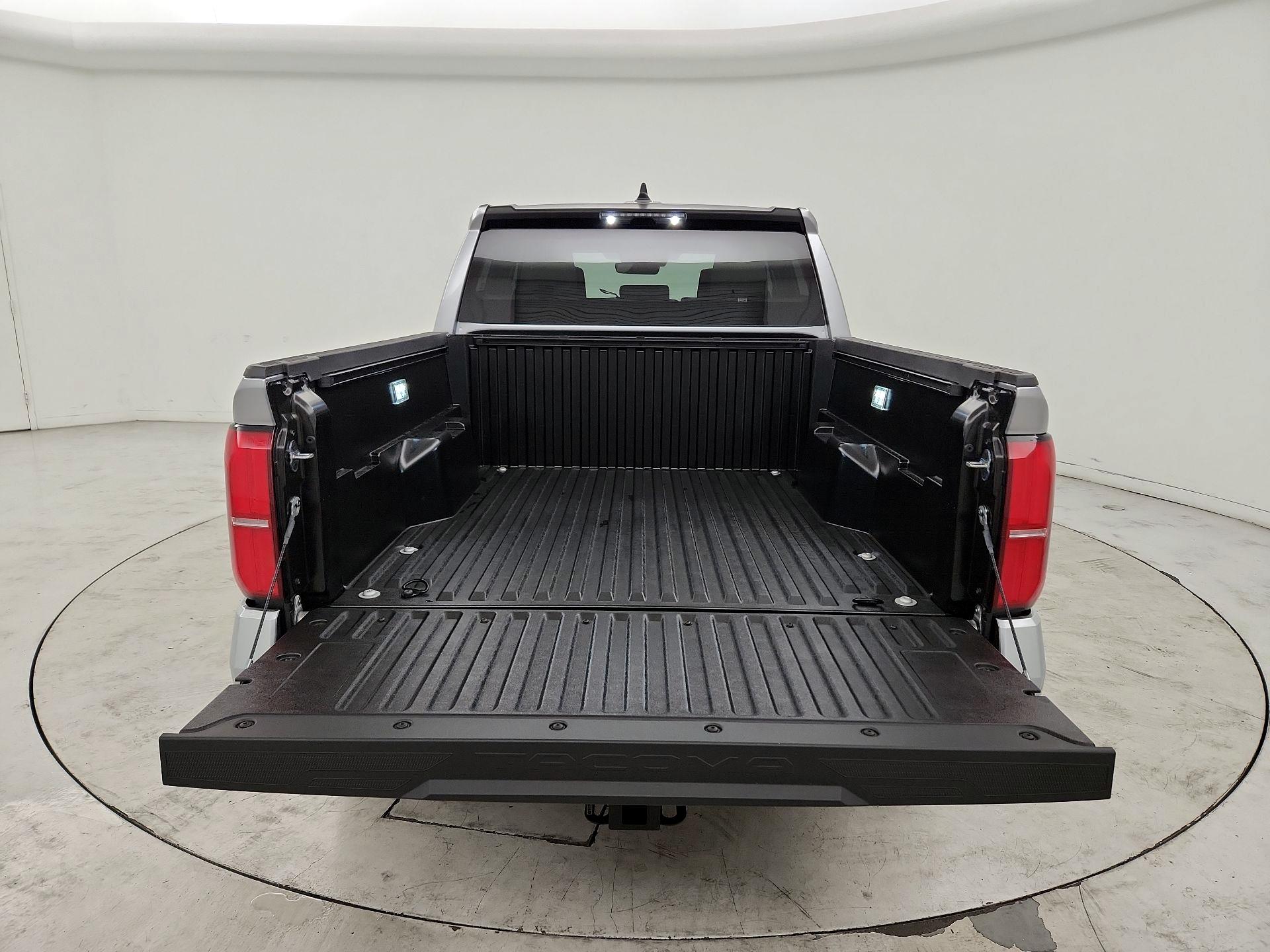 Thumbnail: 2025 Toyota Tacoma - 18