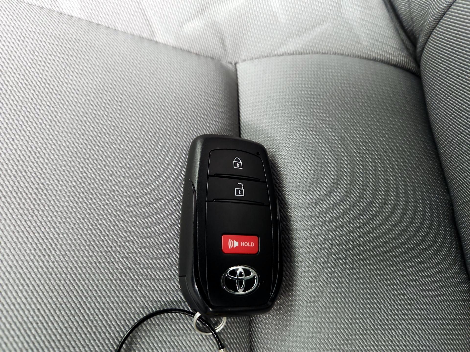 Thumbnail: 2025 Toyota Tacoma - 20