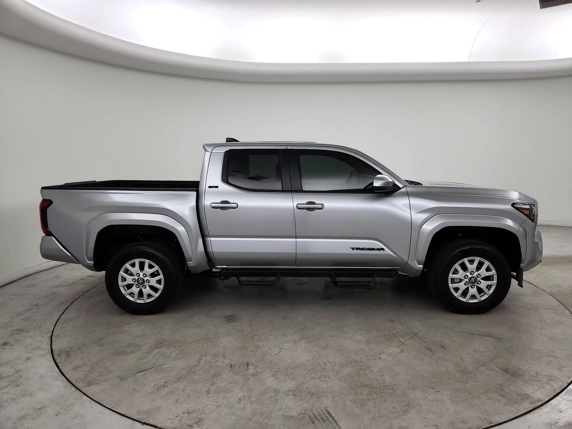 Thumbnail: 2025 Toyota Tacoma - 4