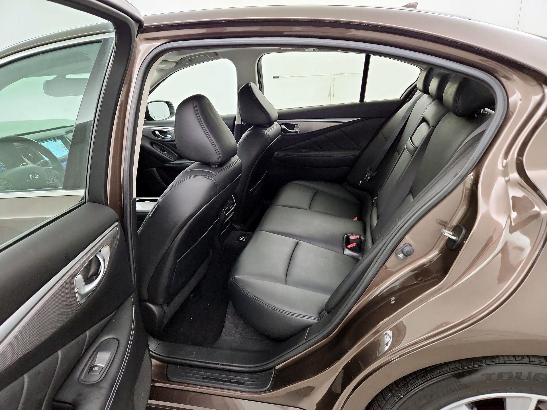 Thumbnail: 2014 INFINITI Q50 - 19