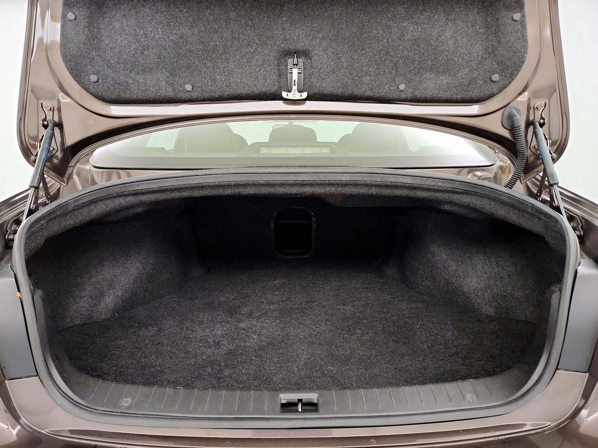 Thumbnail: 2014 INFINITI Q50 - 20