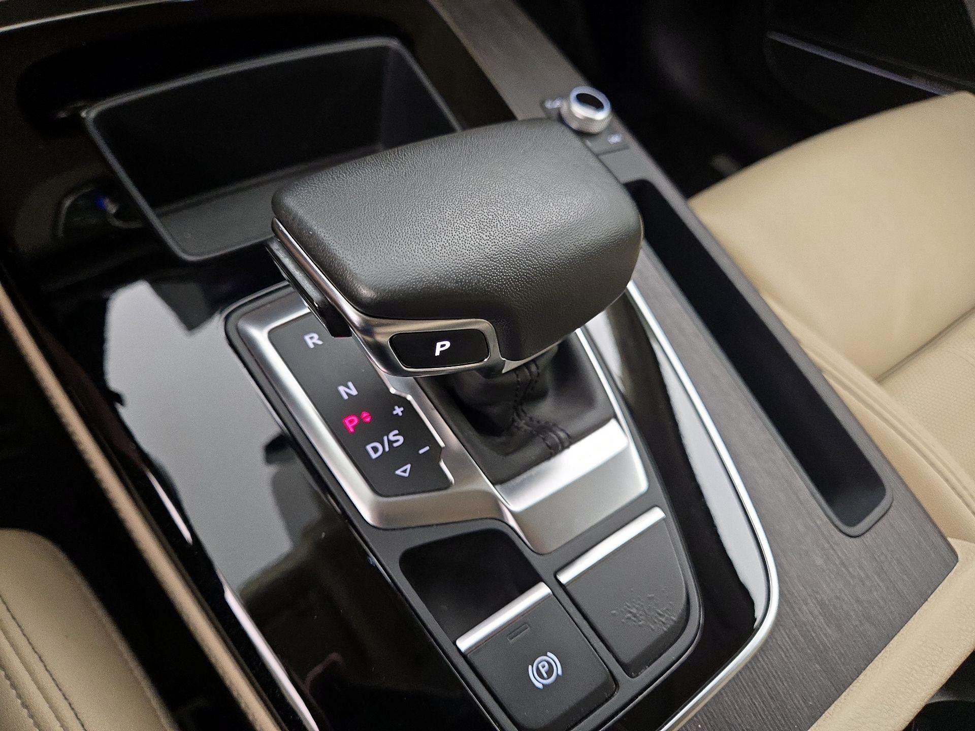 Thumbnail: 2024 Audi Q5 - 17