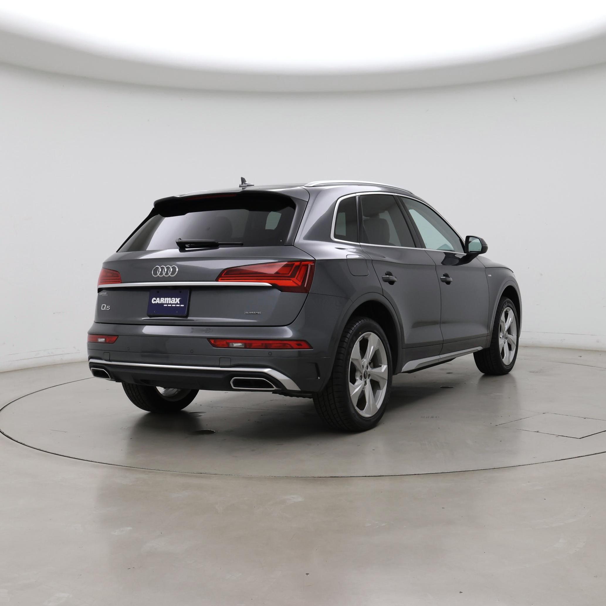 Thumbnail: 2024 Audi Q5 - 8