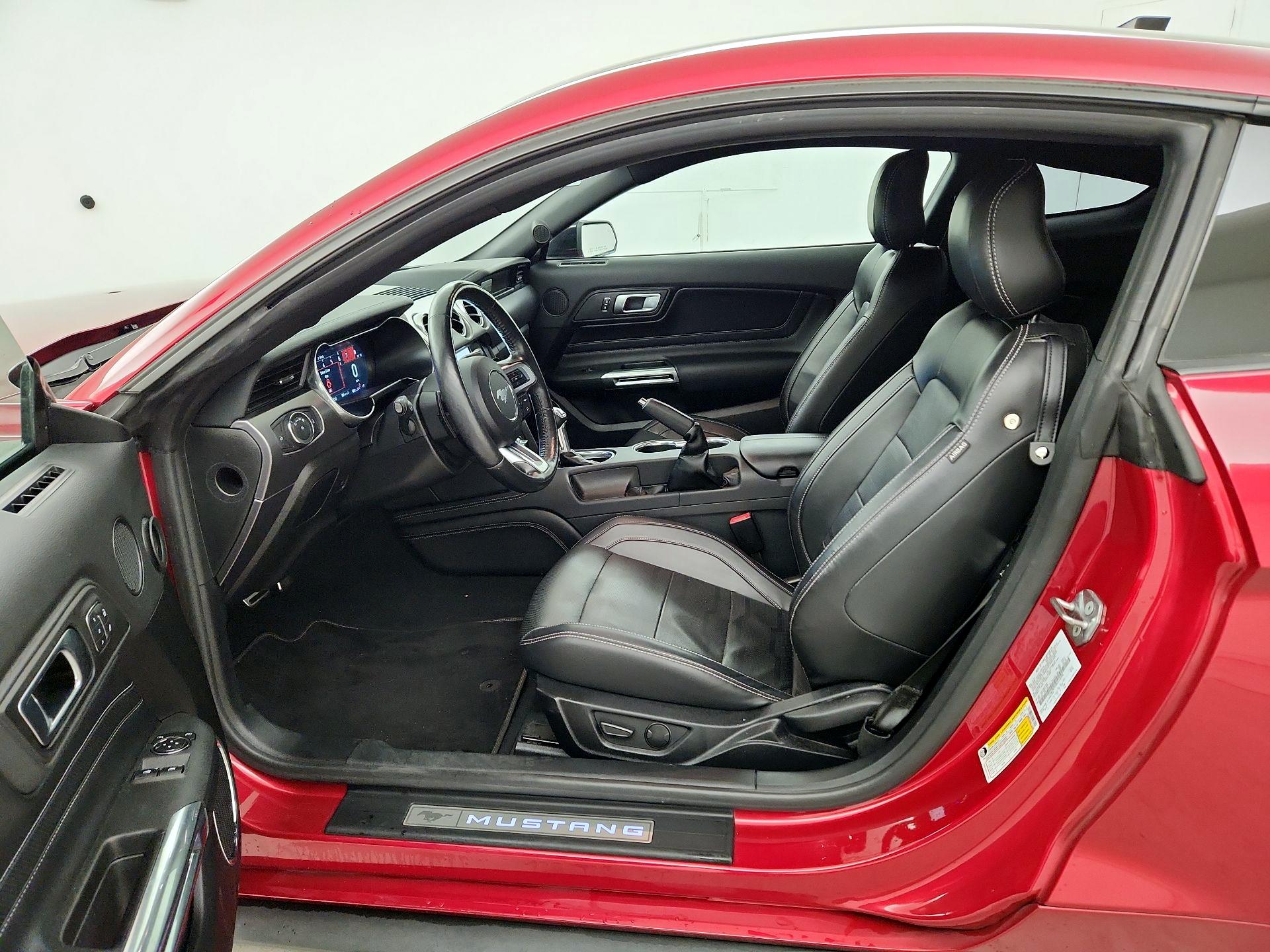 Thumbnail: 2022 Ford Mustang - 9