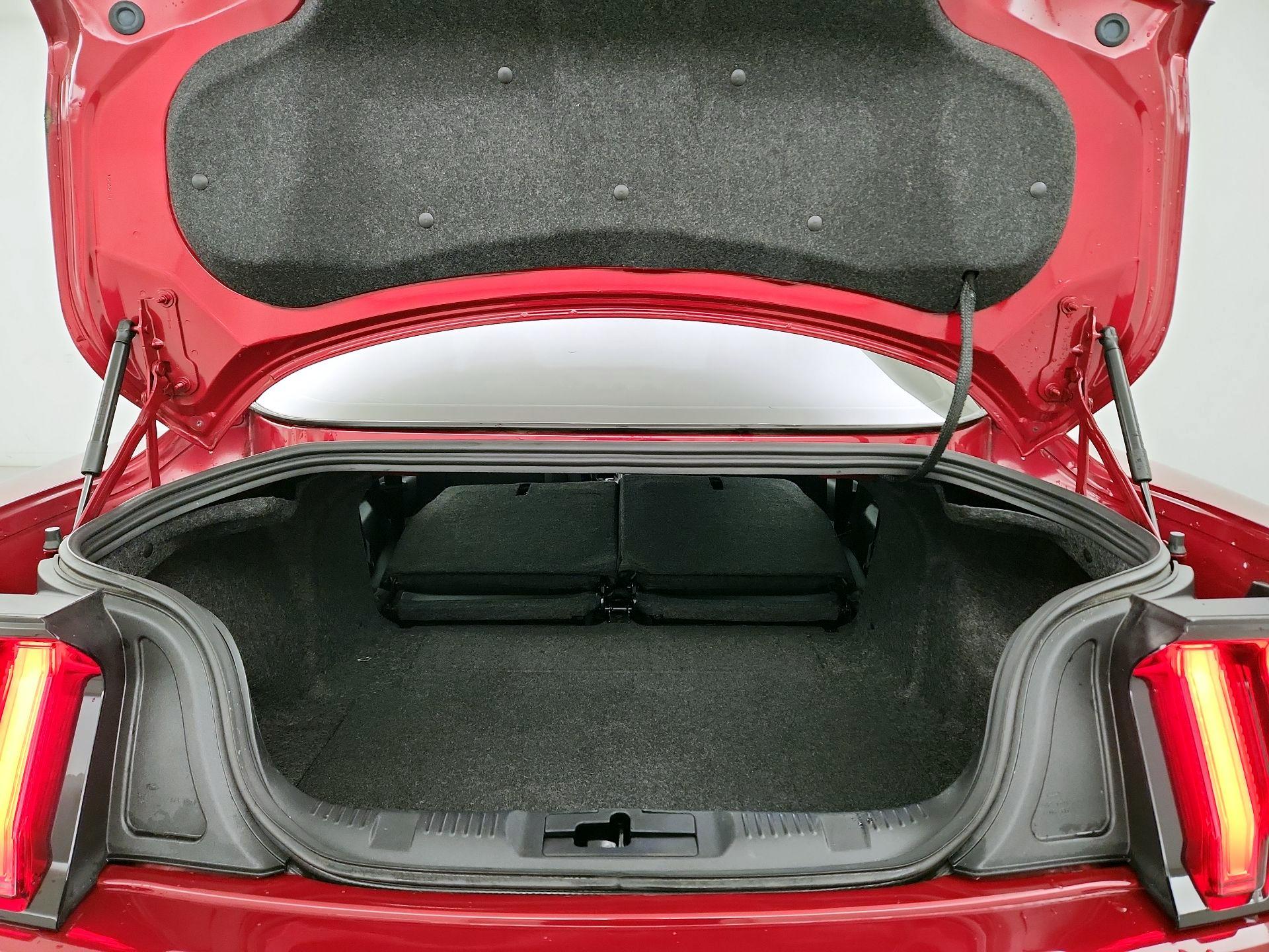 Thumbnail: 2022 Ford Mustang - 20