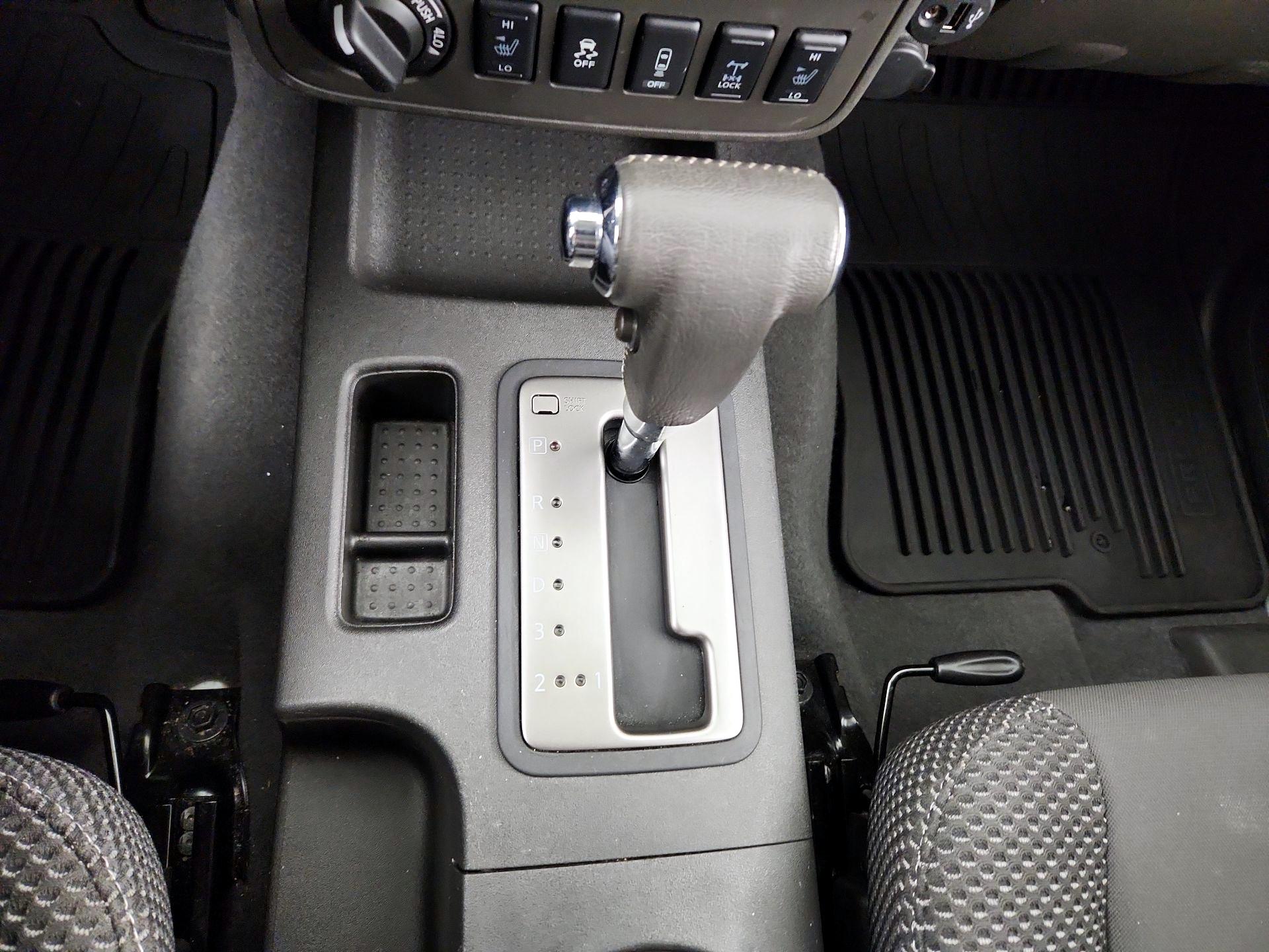 Thumbnail: 2019 Nissan Frontier - 16