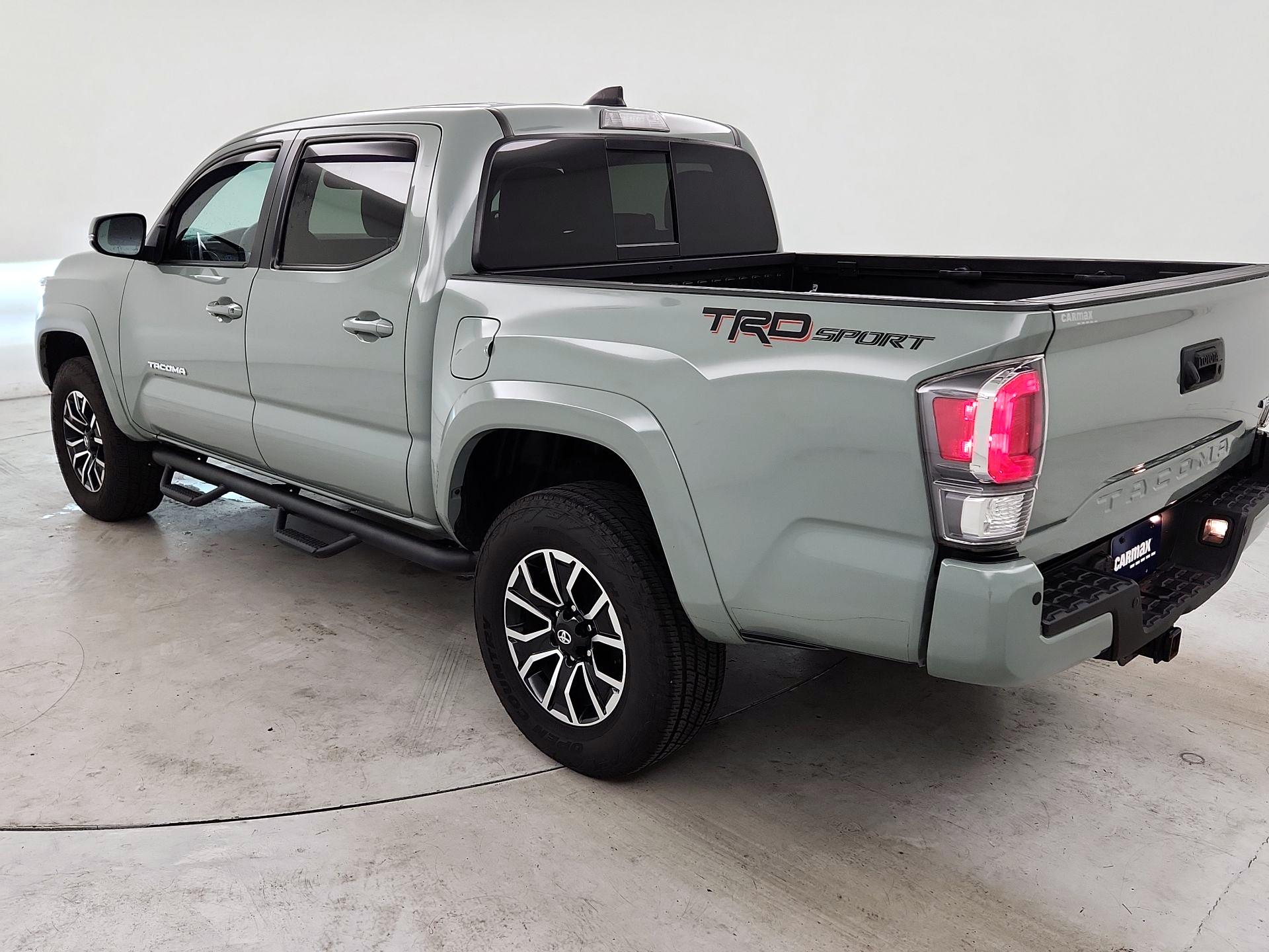 Thumbnail: 2022 Toyota Tacoma - 7