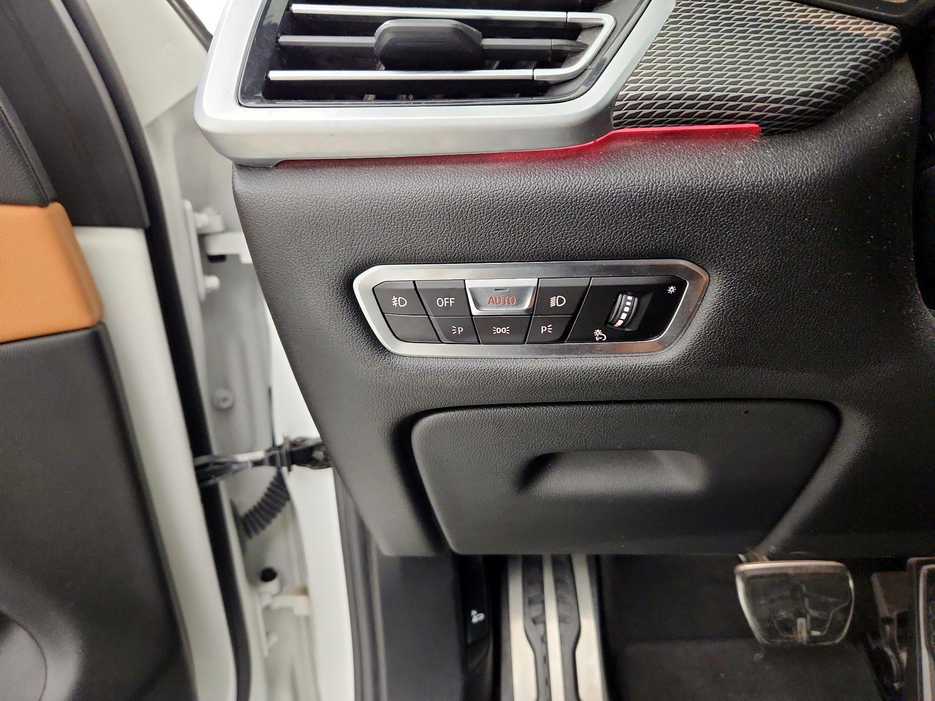 Thumbnail: 2021 BMW X5 - 11