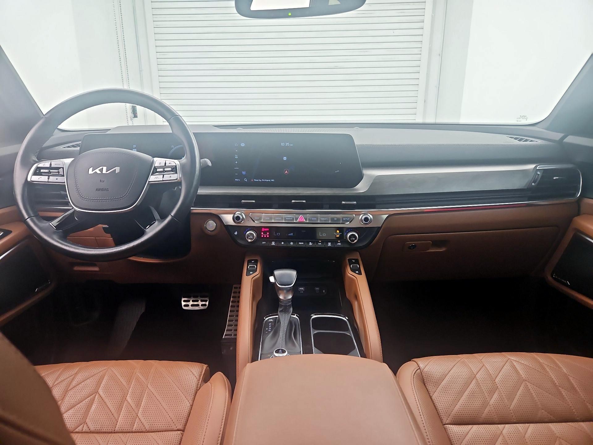 Thumbnail: 2023 Kia Telluride - 9