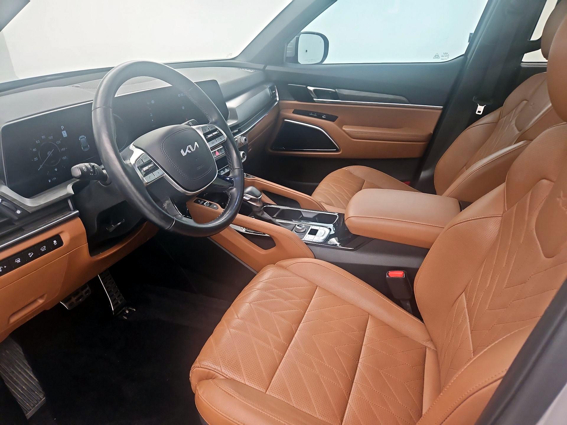 Thumbnail: 2023 Kia Telluride - 11