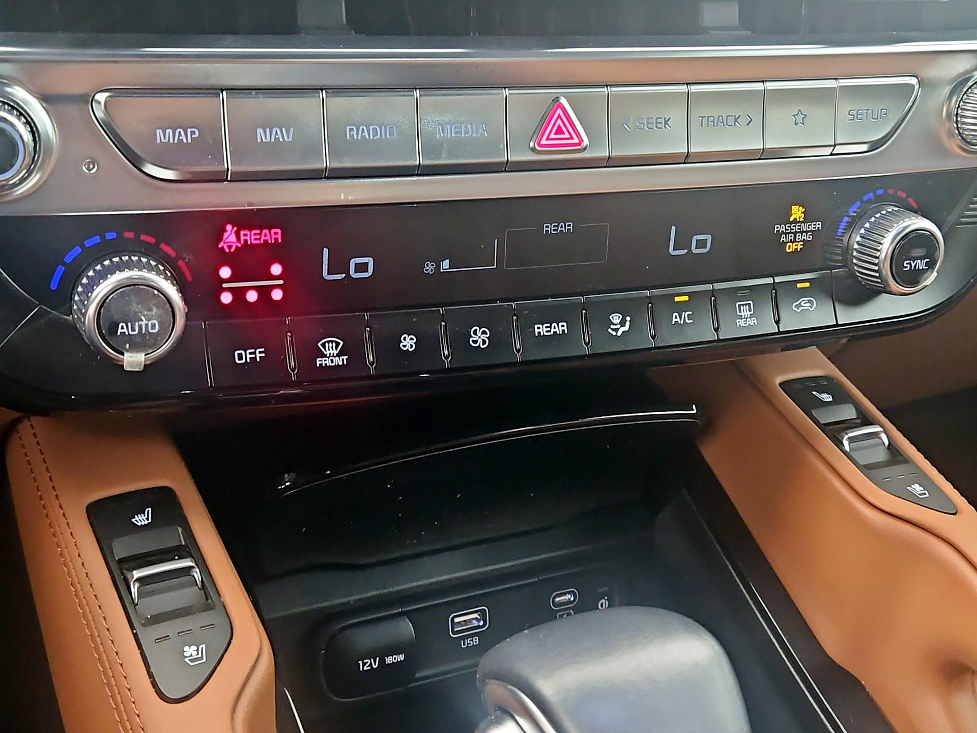 Thumbnail: 2023 Kia Telluride - 17