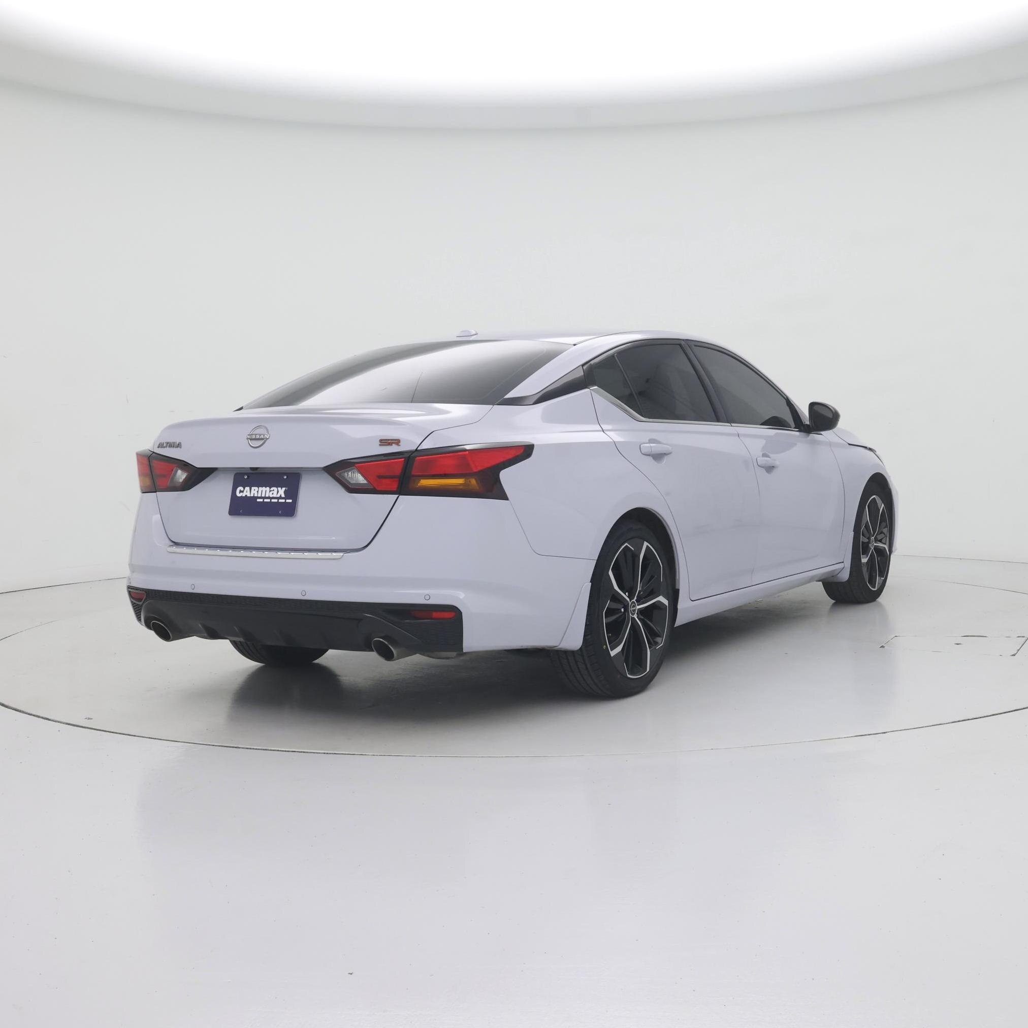 Thumbnail: 2023 Nissan Altima - 8