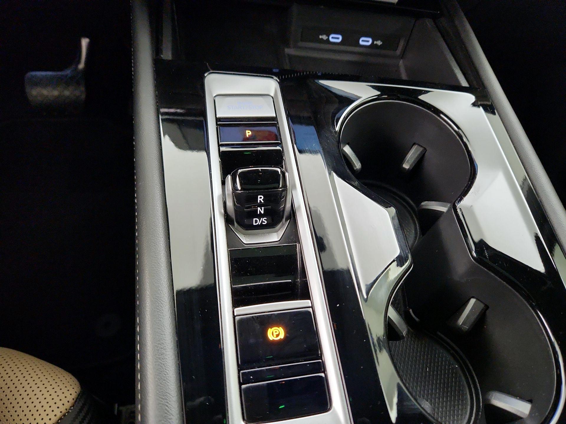 Thumbnail: 2024 Volkswagen Atlas - 17