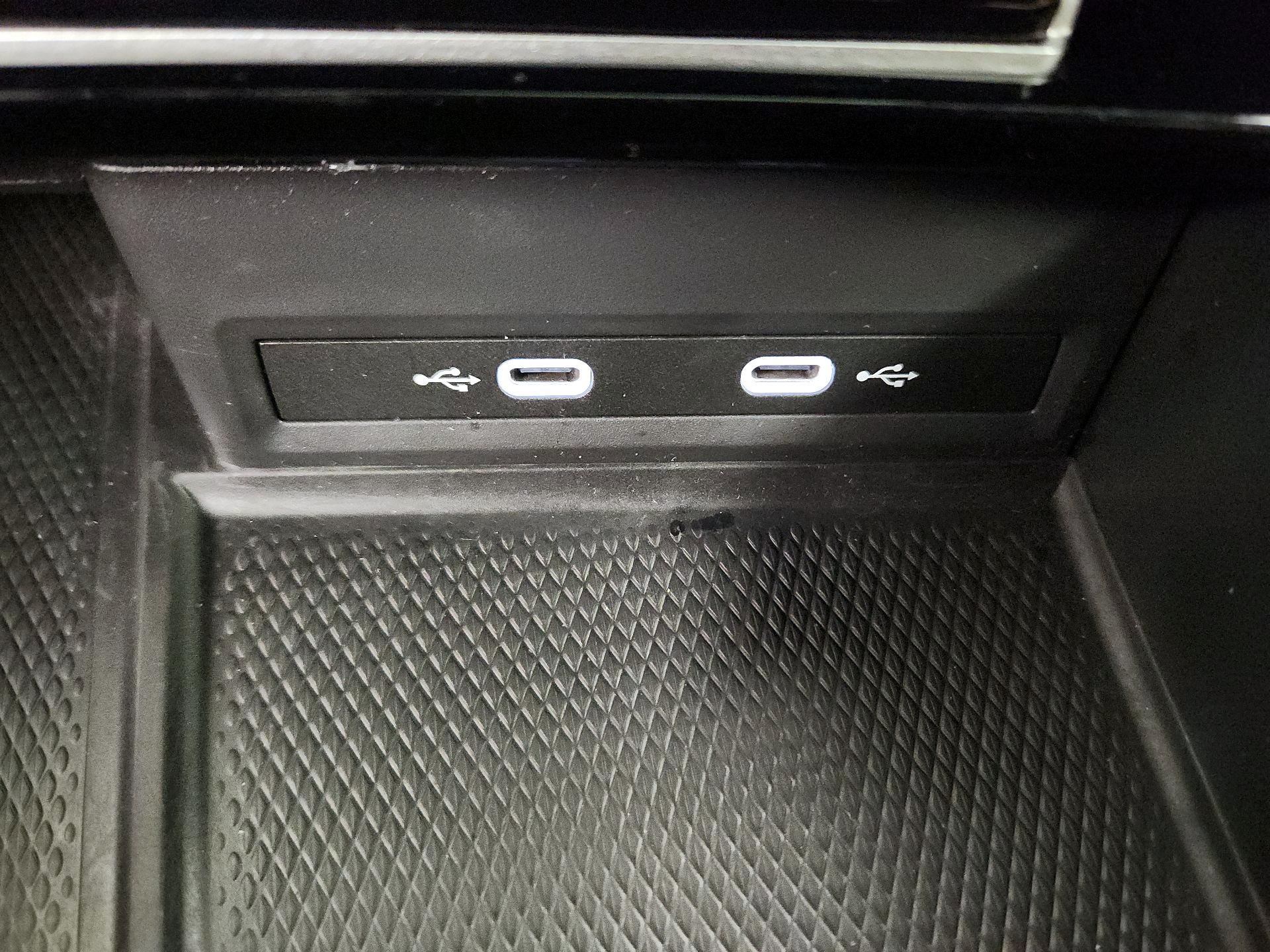 Thumbnail: 2024 Volkswagen Atlas - 18