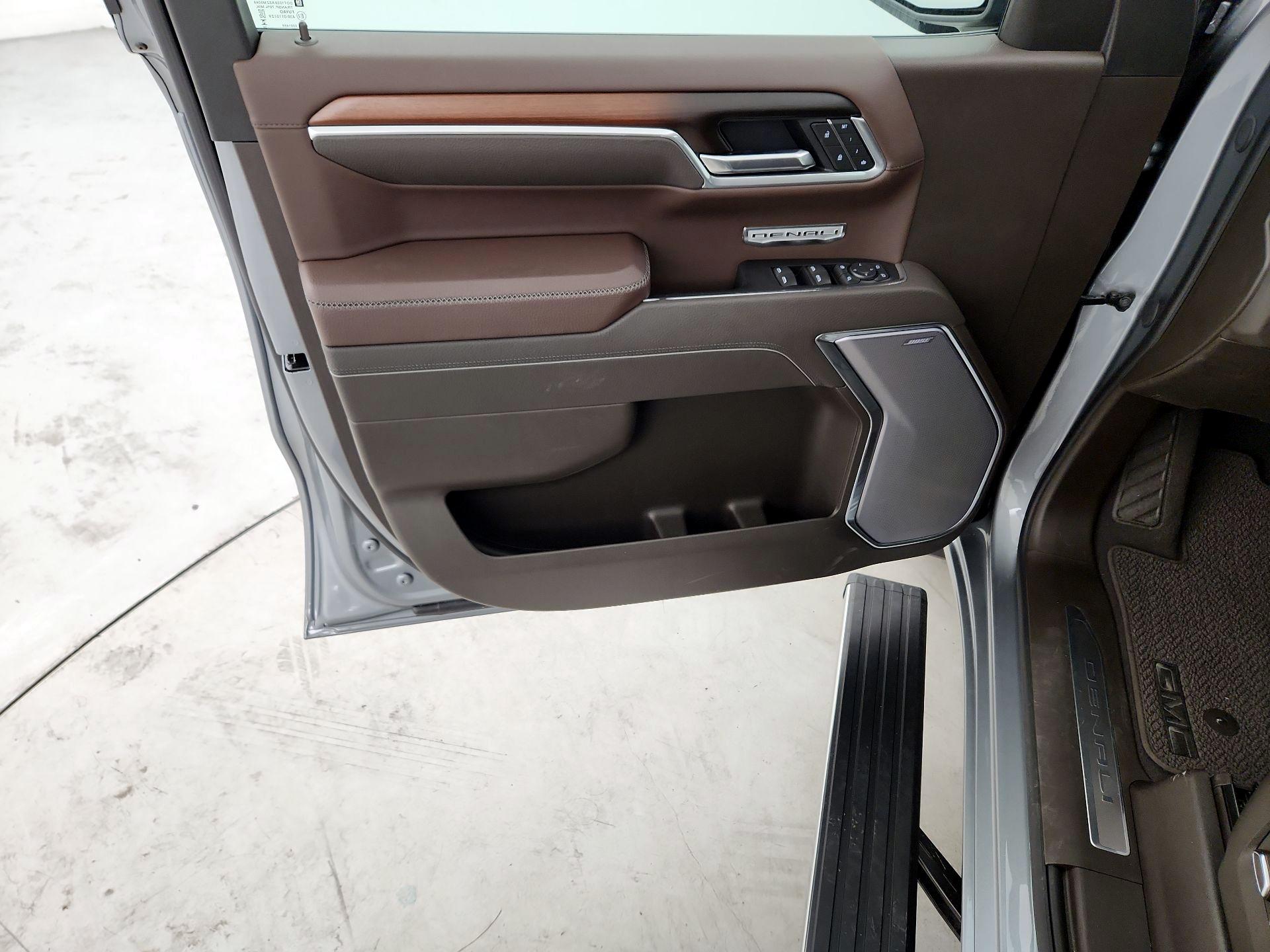 Thumbnail: 2025 GMC Sierra 1500 - 10