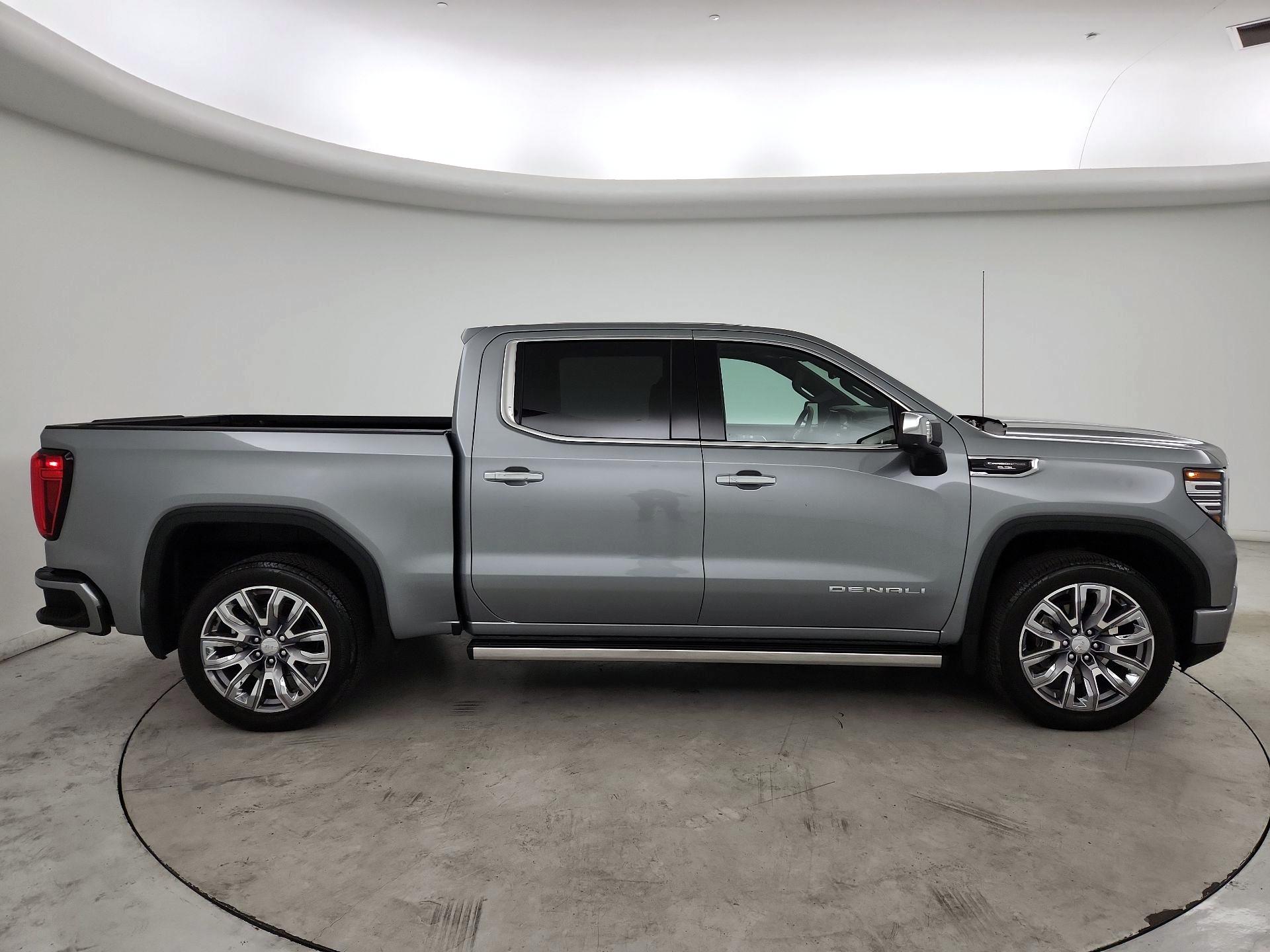 Thumbnail: 2025 GMC Sierra 1500 - 4