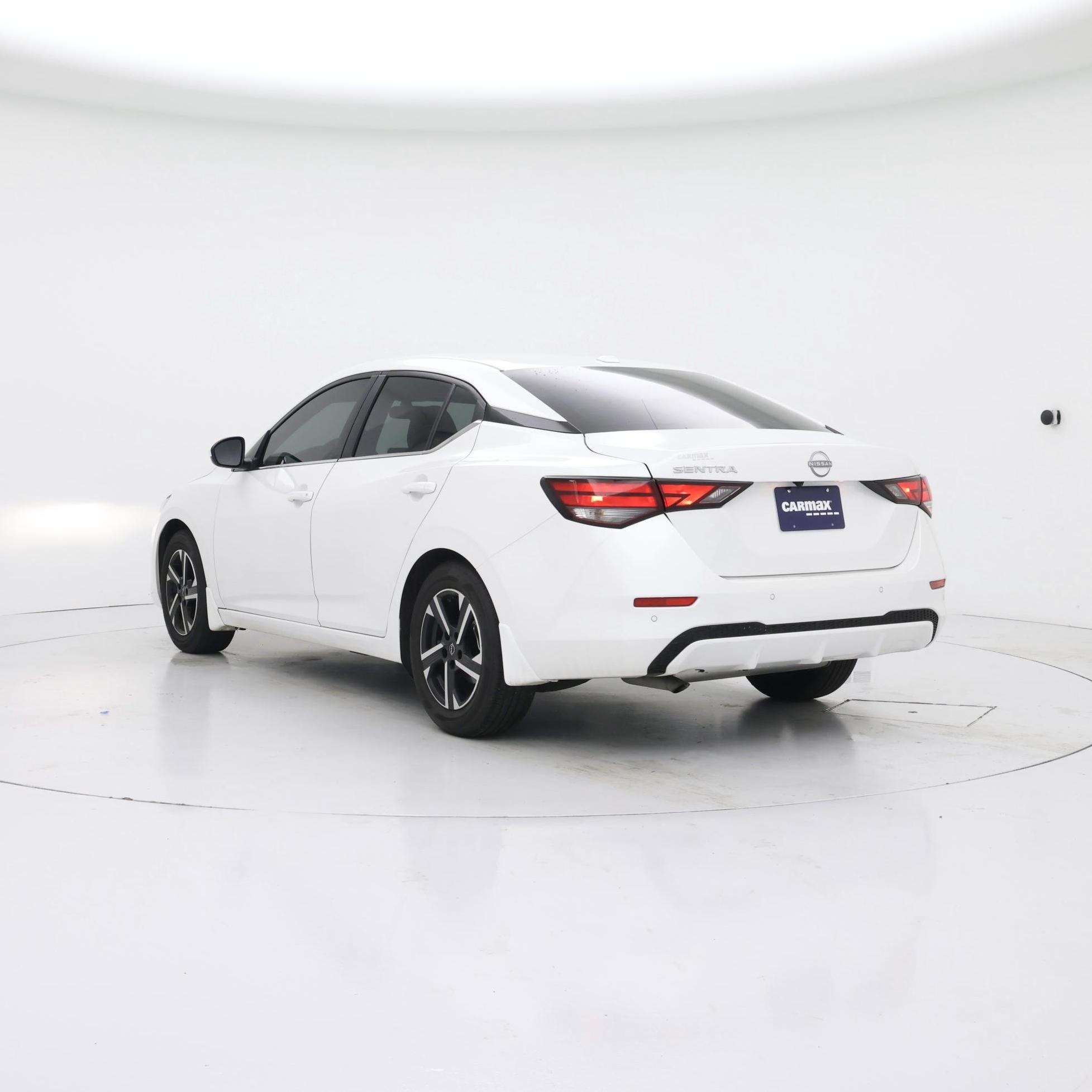 Thumbnail: 2025 Nissan Sentra - 2