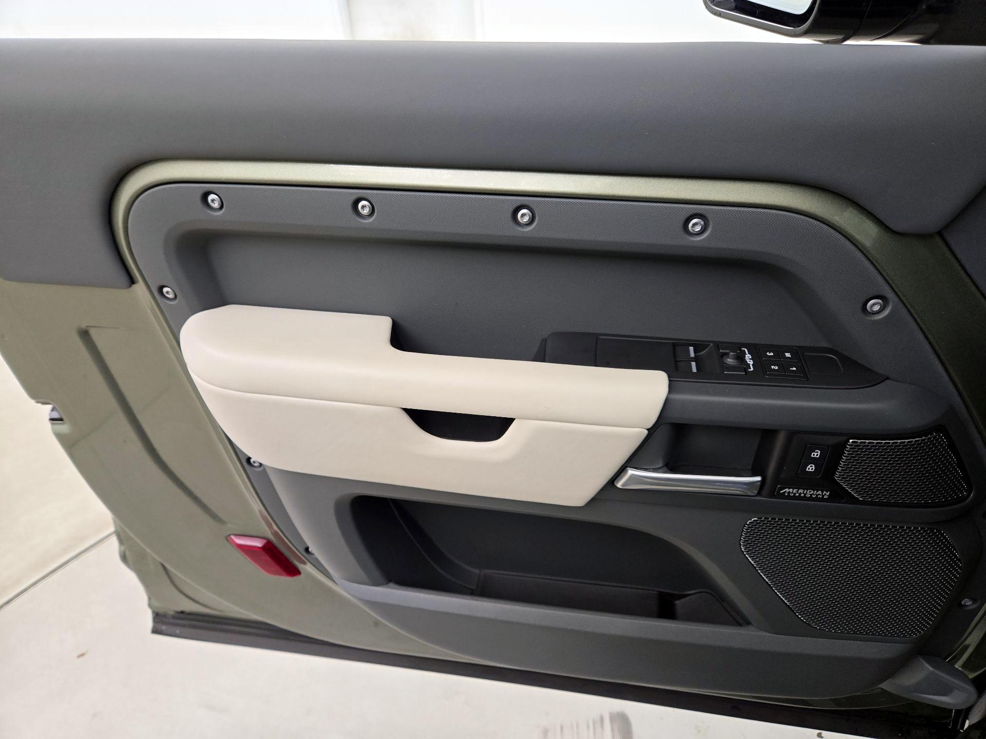 Thumbnail: 2024 Land Rover Defender - 12