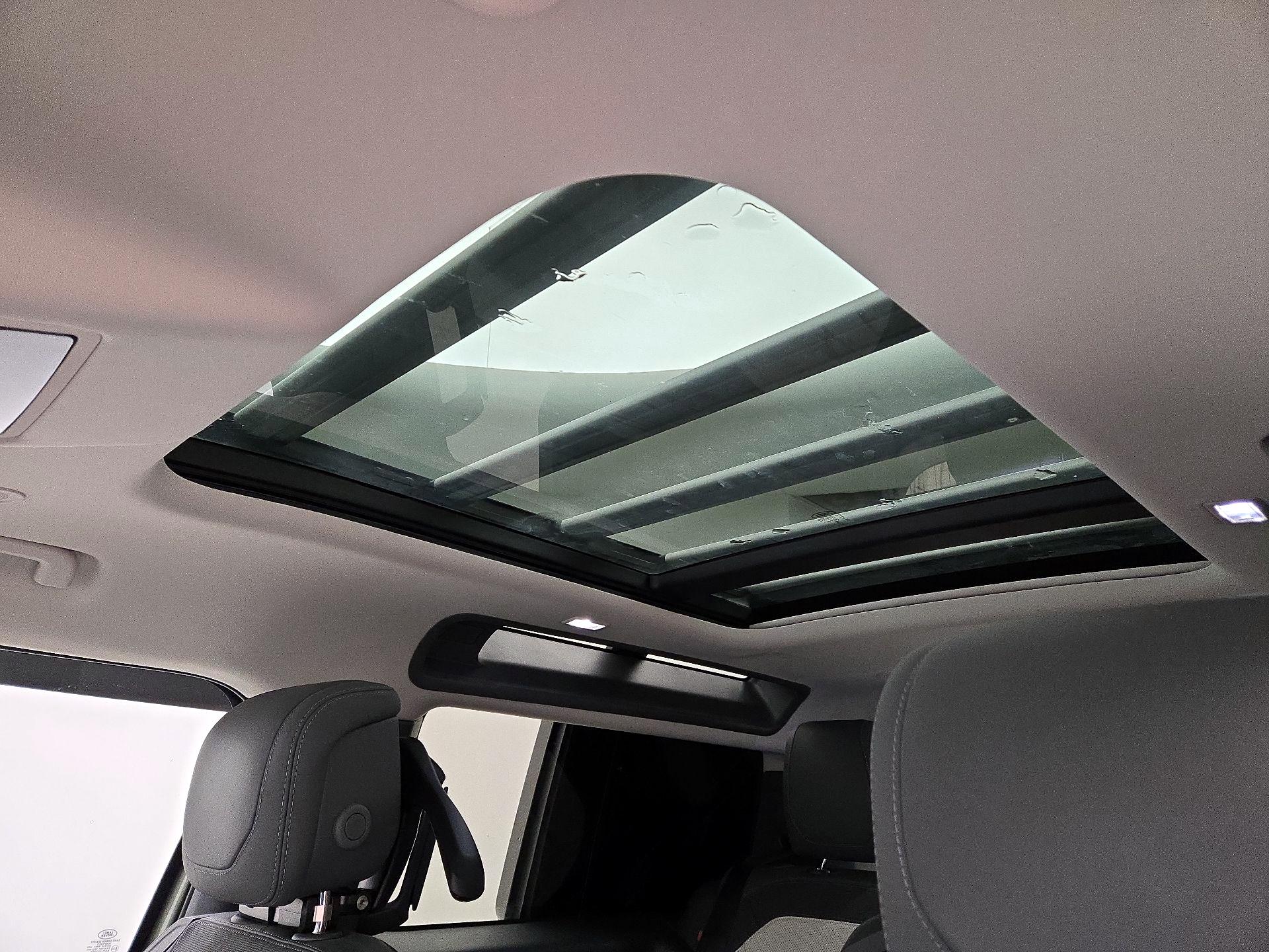 Thumbnail: 2024 Land Rover Defender - 19