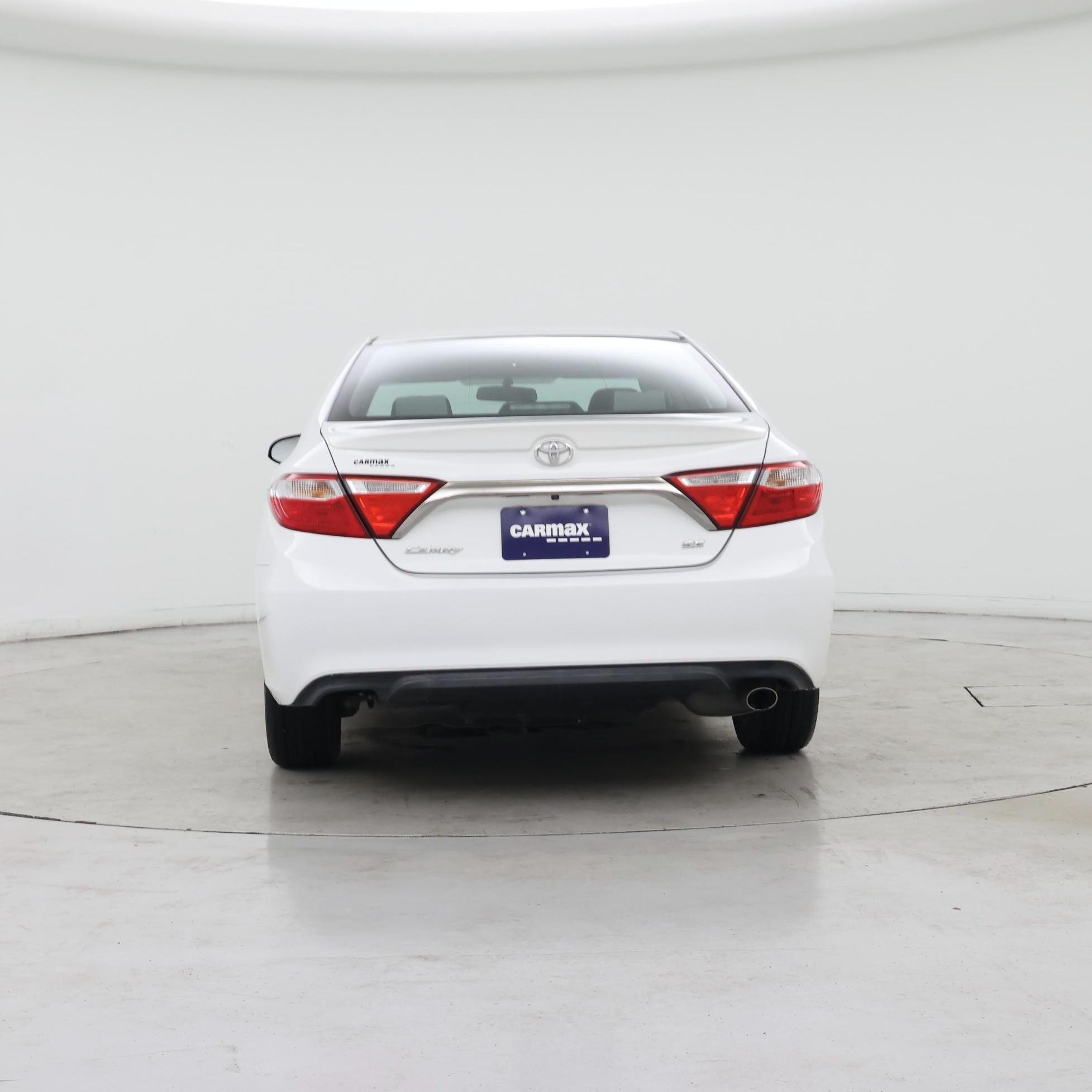 Thumbnail: 2015 Toyota Camry - 6