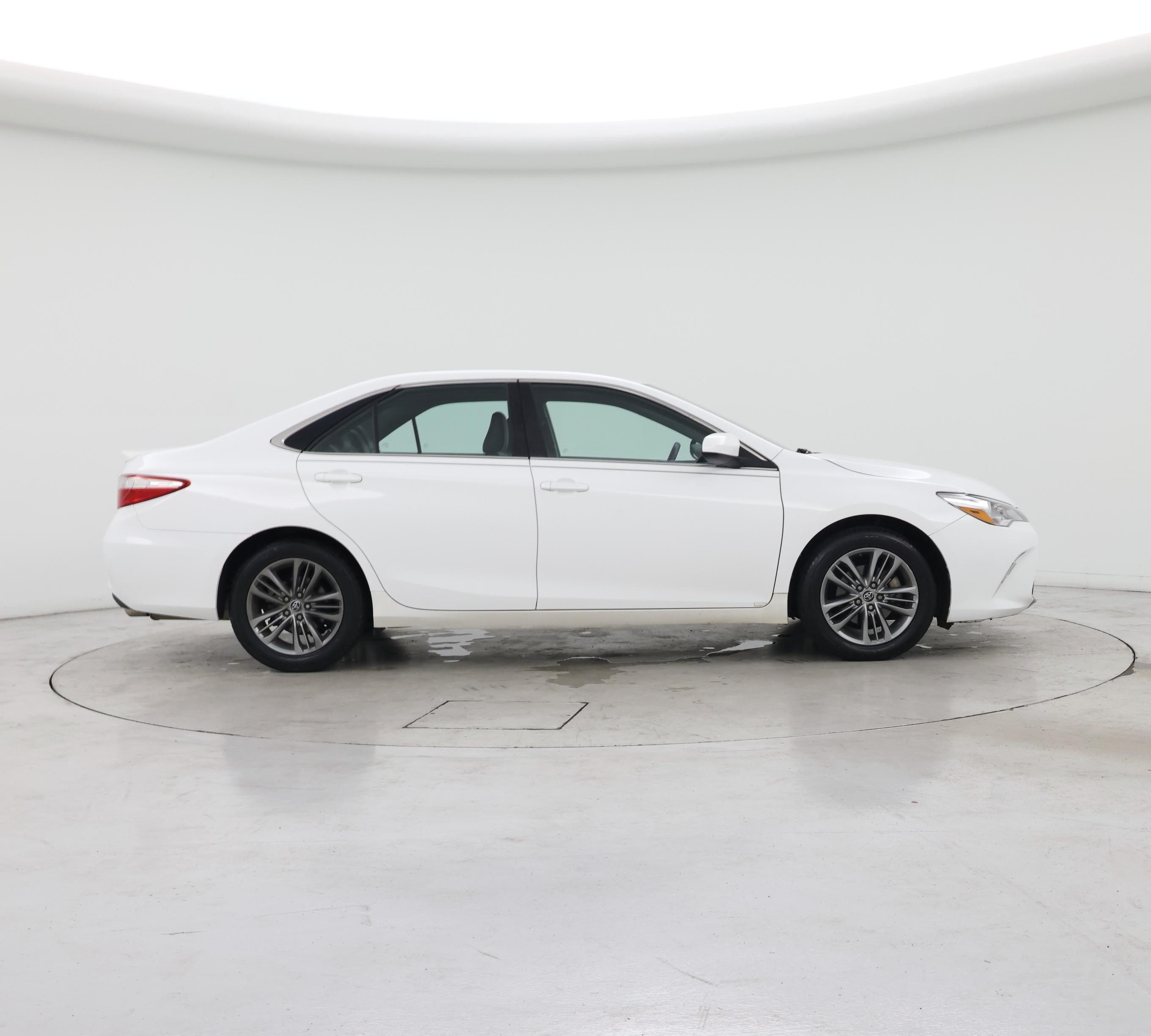 Thumbnail: 2015 Toyota Camry - 7