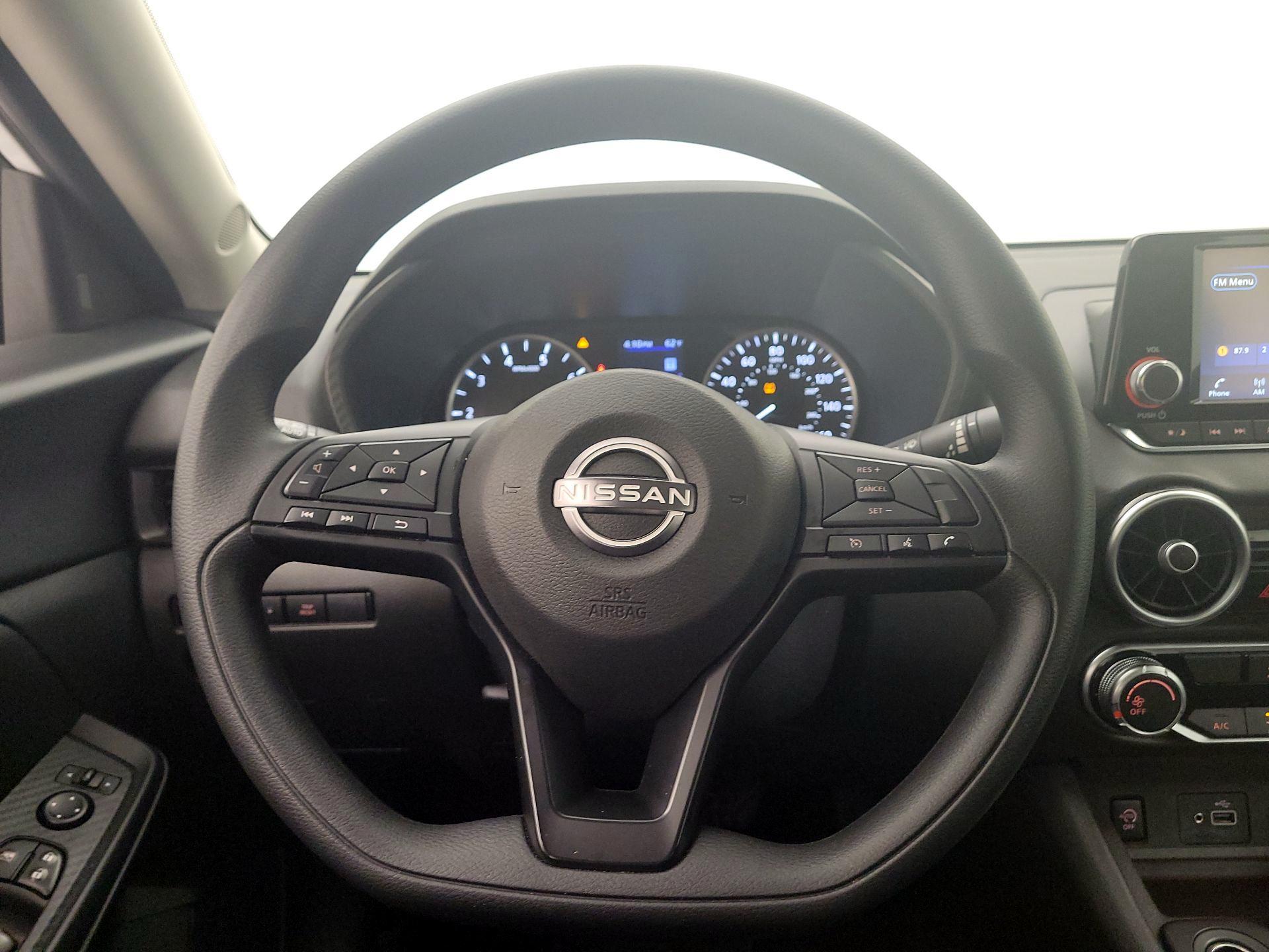 Thumbnail: 2024 Nissan Sentra - 10