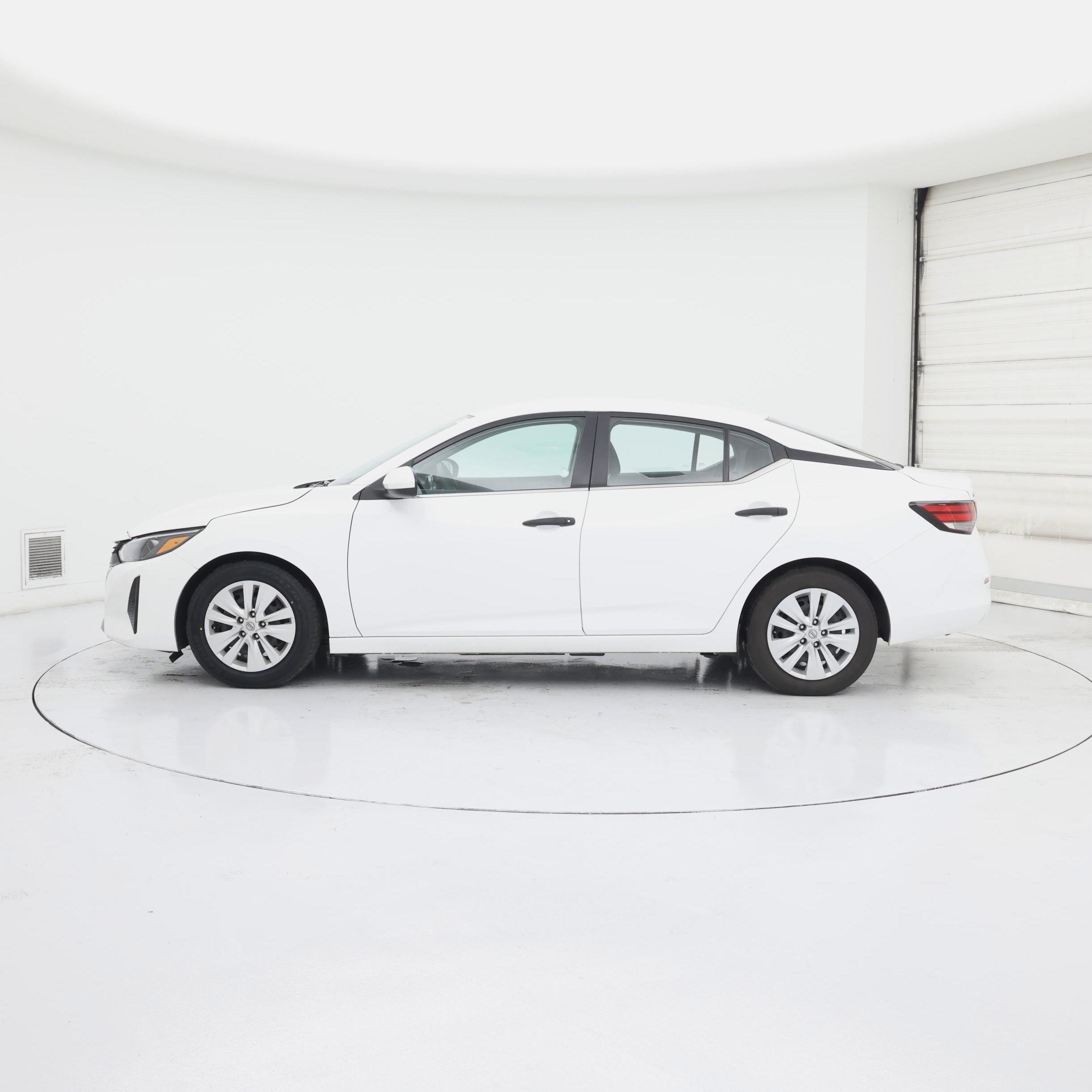 Thumbnail: 2024 Nissan Sentra - 3