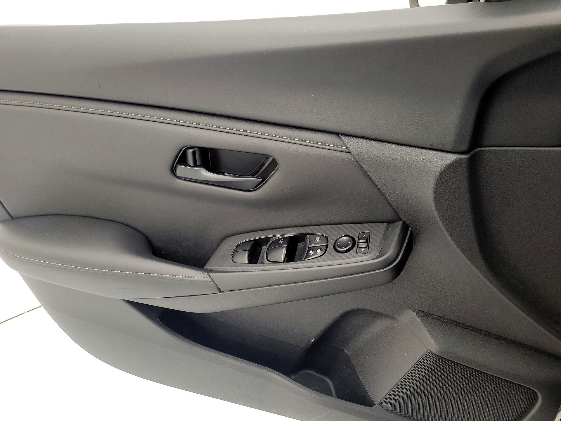 Thumbnail: 2024 Nissan Sentra - 12