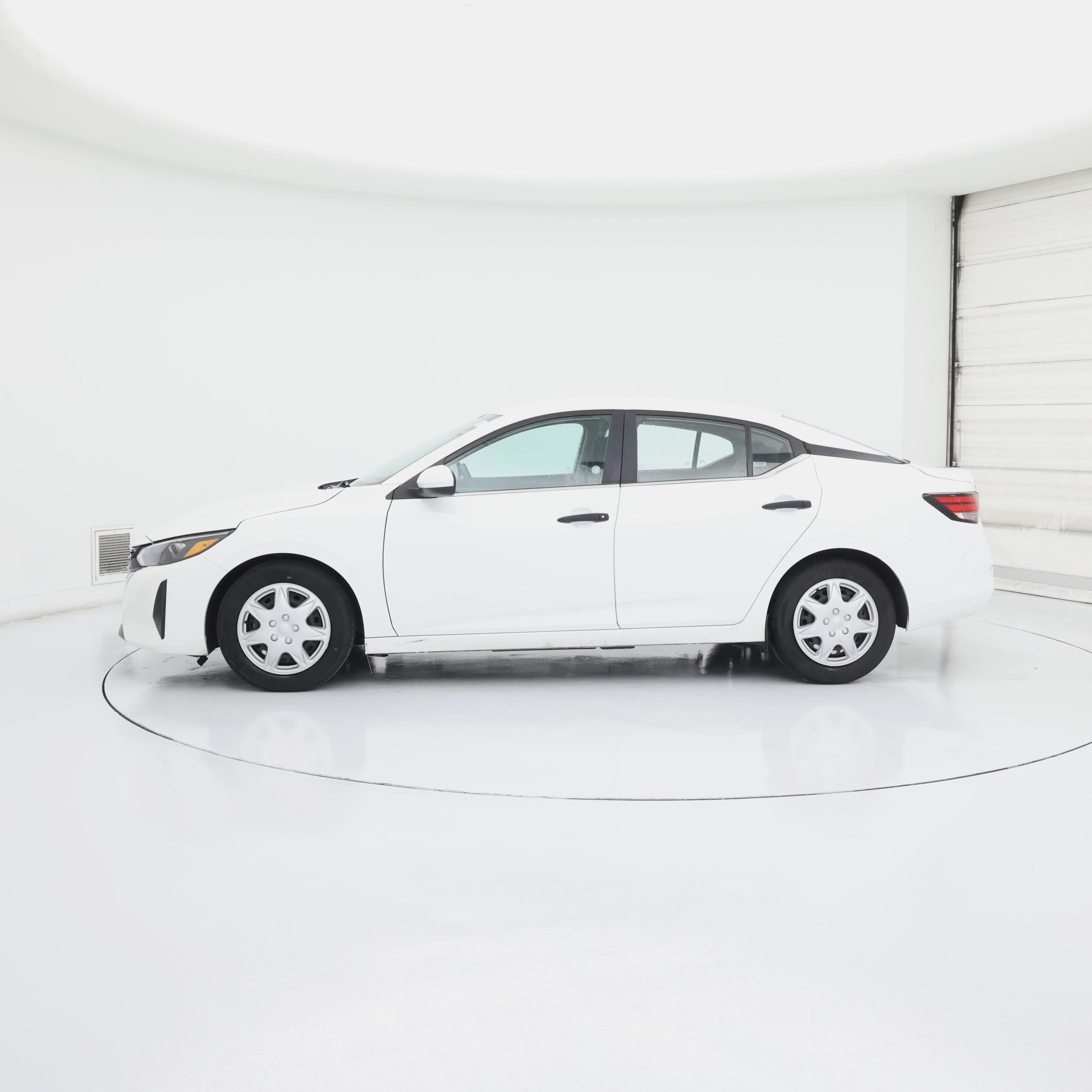 Thumbnail: 2024 Nissan Sentra - 3