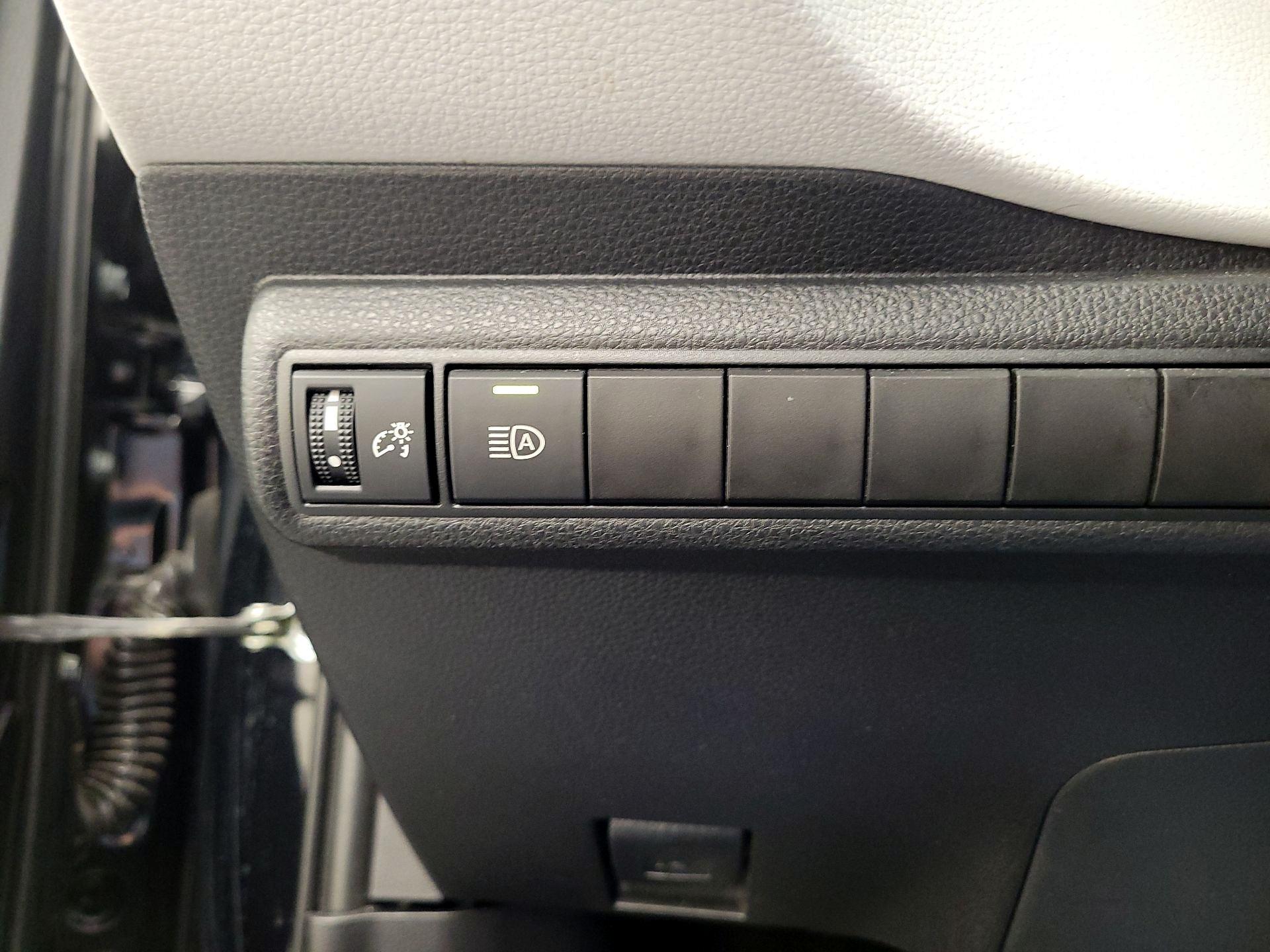 Thumbnail: 2023 Toyota Corolla - 13