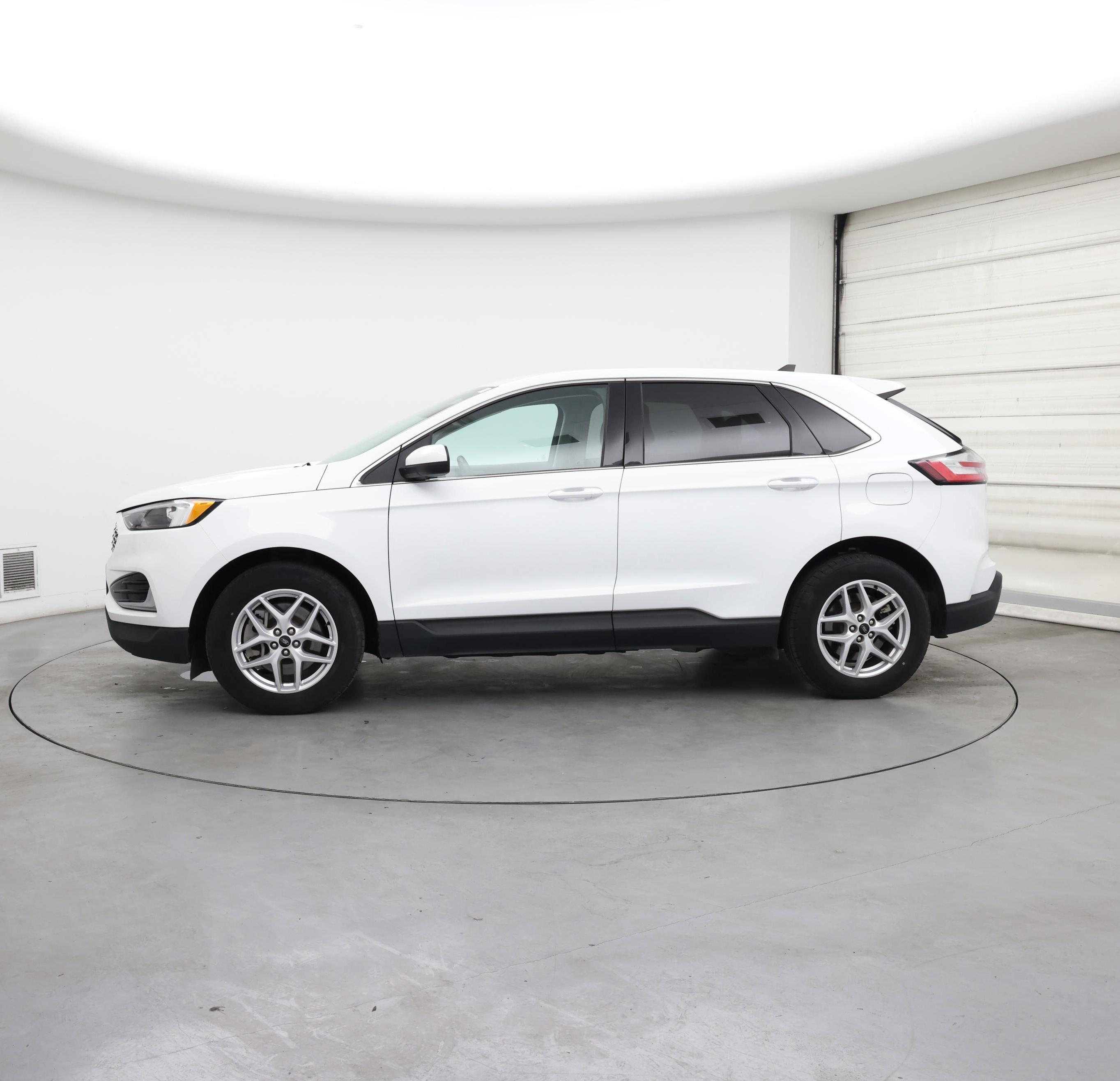 Thumbnail: 2024 Ford Edge - 3