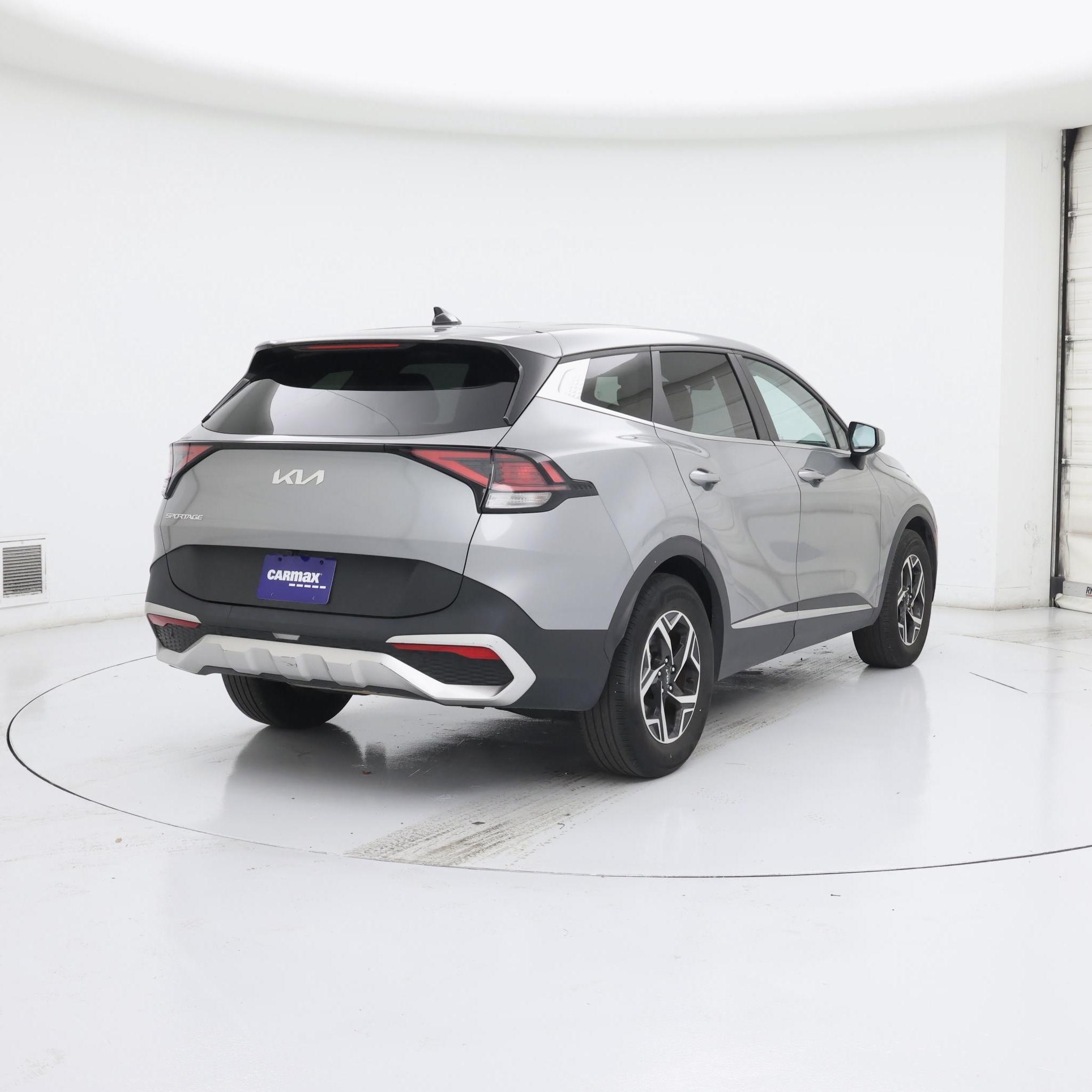 Thumbnail: 2023 Kia Sportage - 8