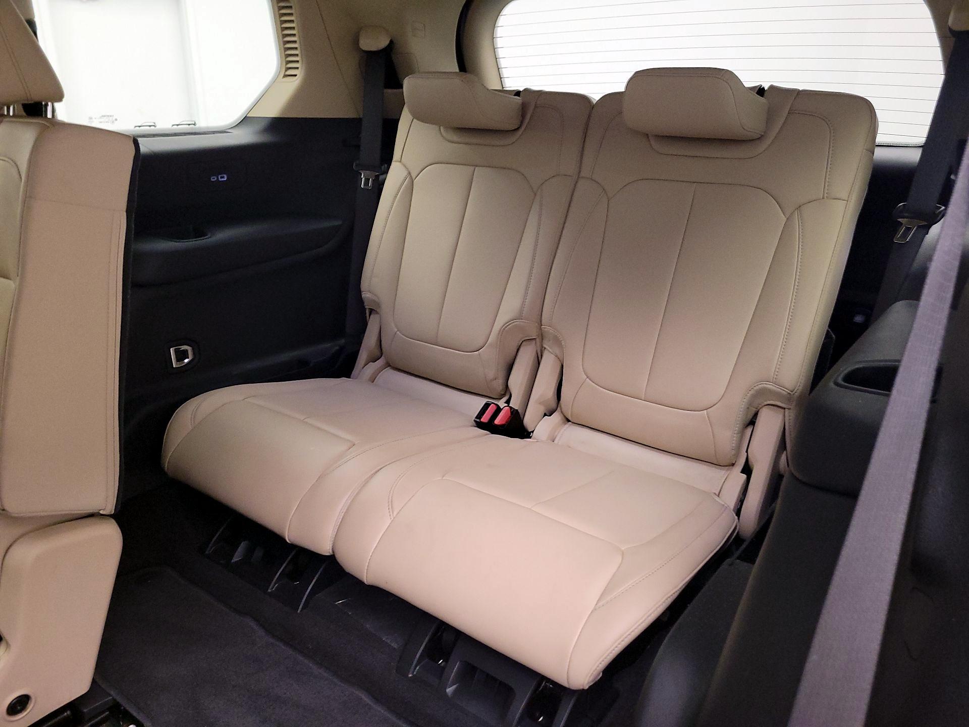 Thumbnail: 2022 Jeep Grand Cherokee L - 20